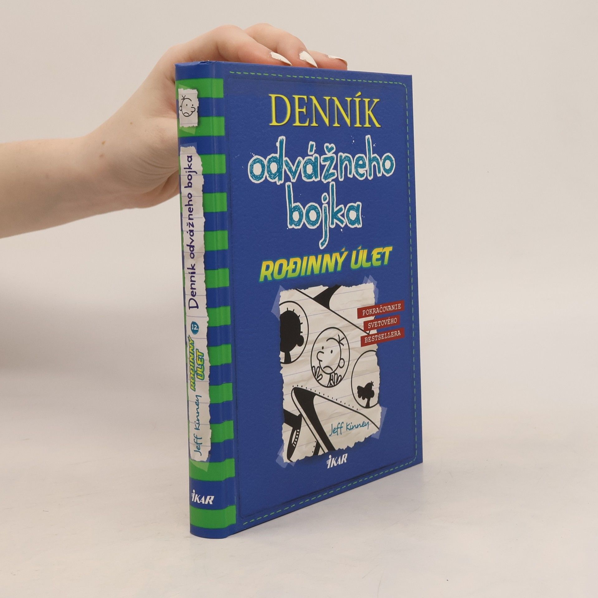 Jeff Kinney Denník odvážneho bojka 12. Rodinný úlet