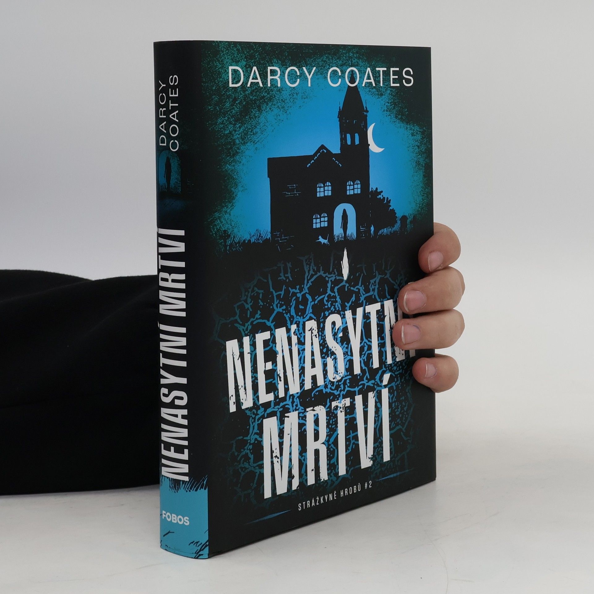 Darcy Coates Nenasytní mrtví