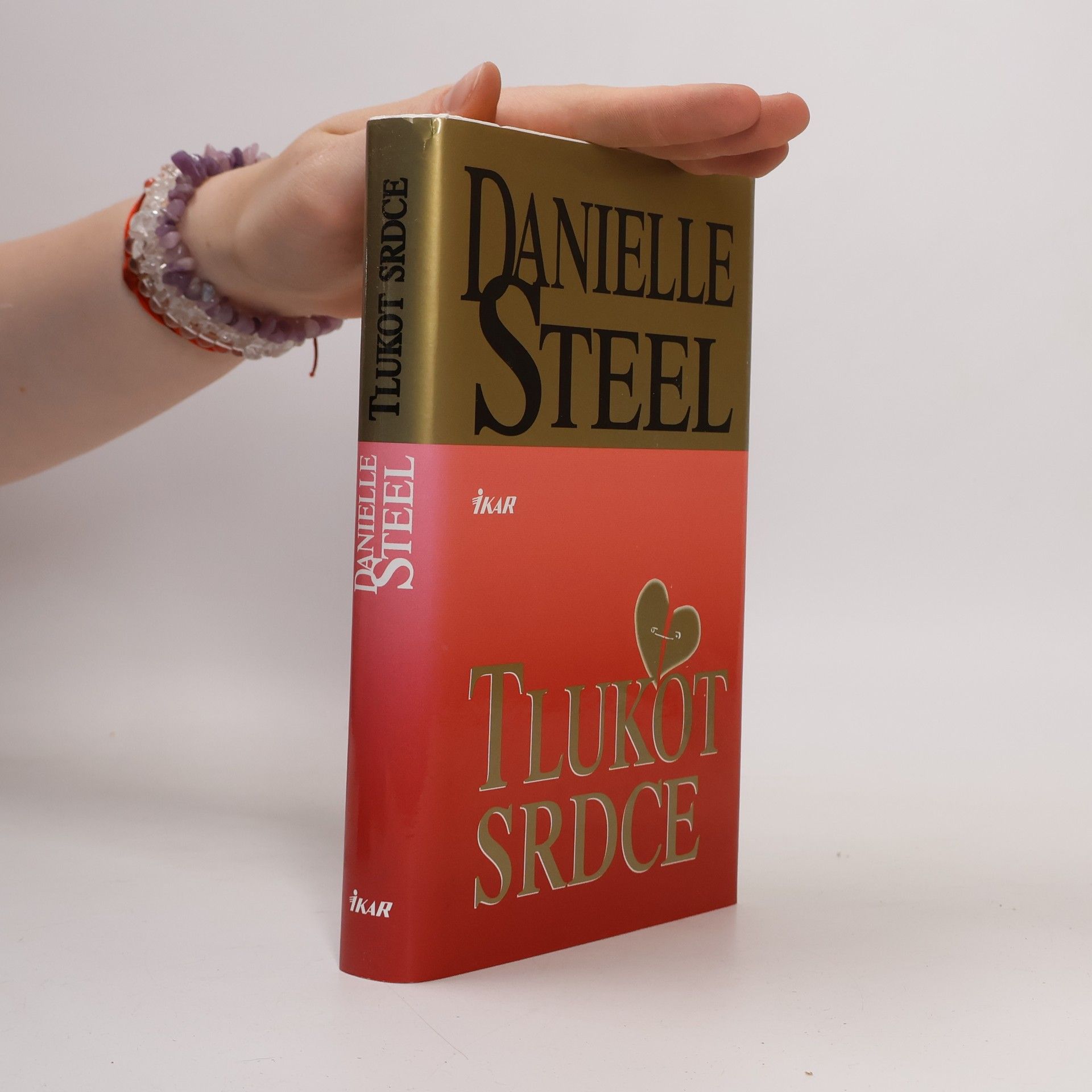 Danielle Steel Tlukot srdce