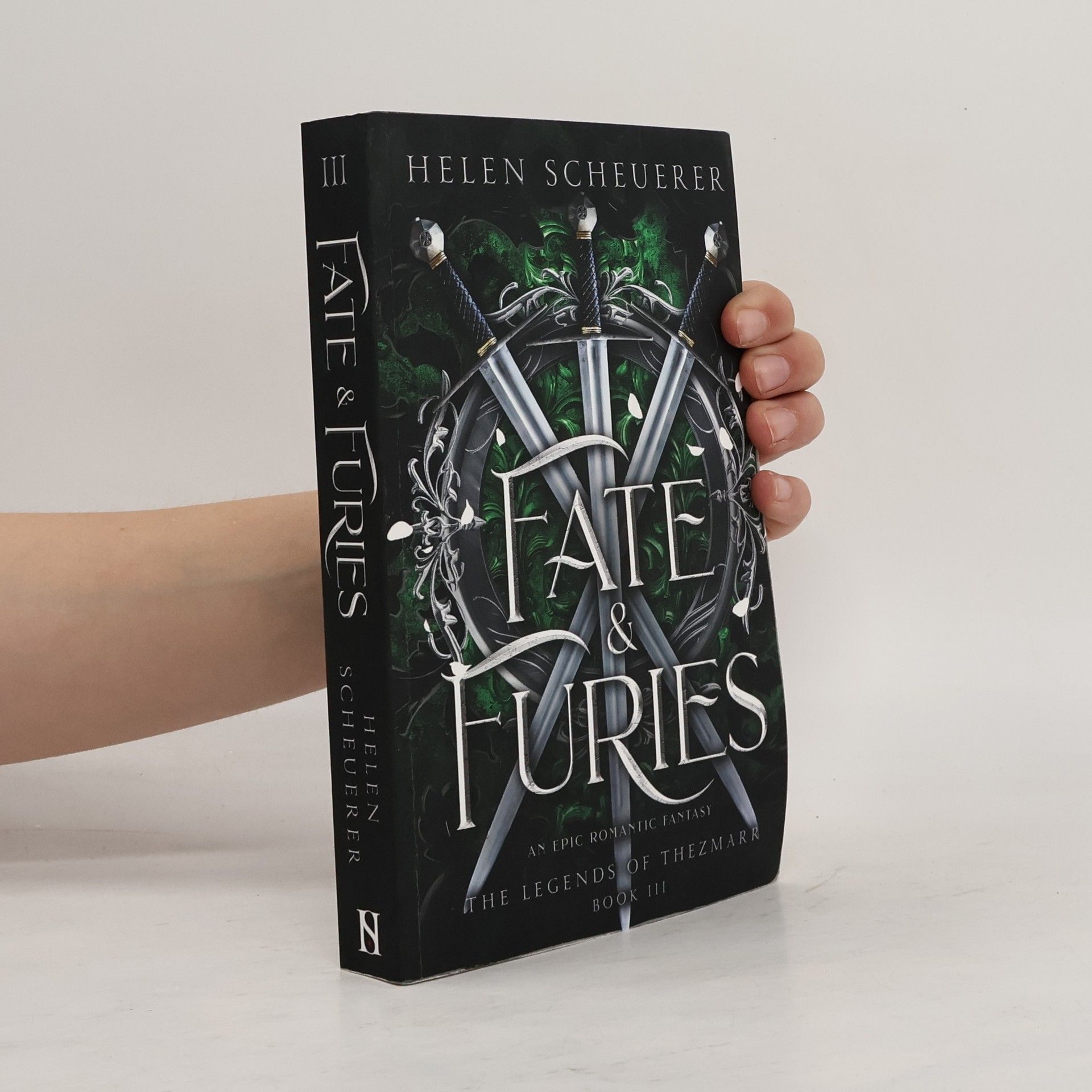 Helen Scheuerer The Legends of Thezmarr - 3: Fate & Furies