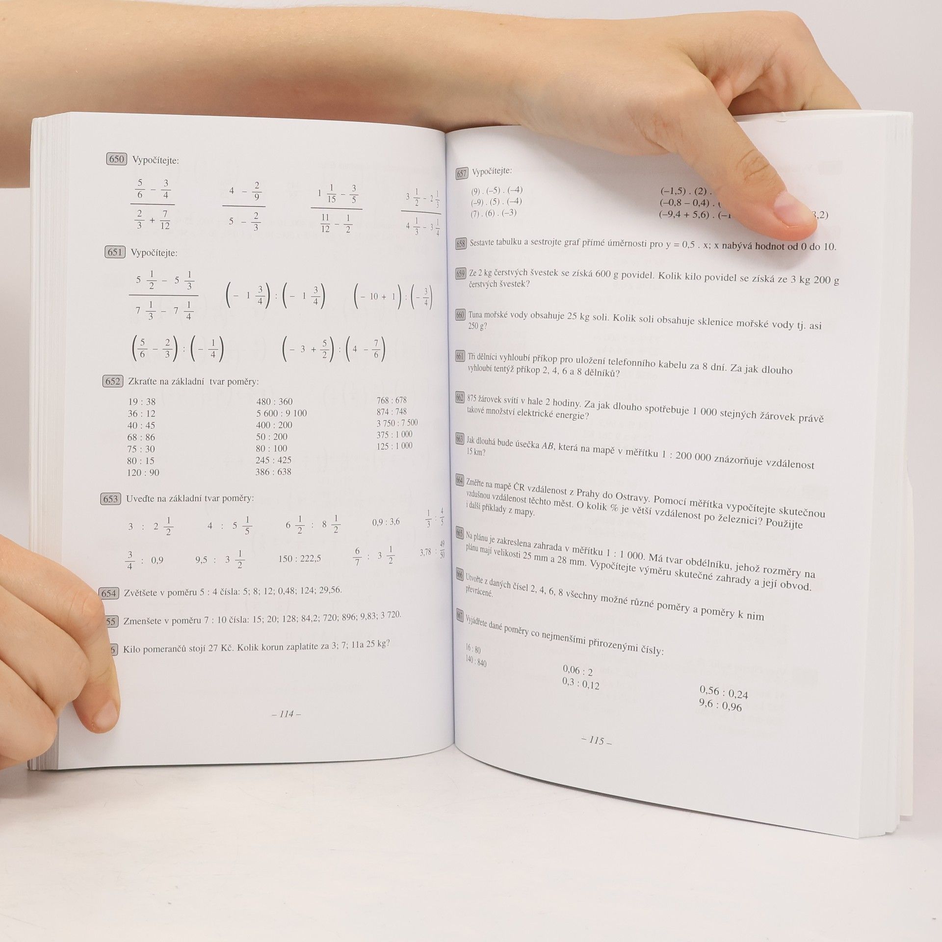 Emílie Ženatá Sbírka úloh z matematiky pro 7. ročník: S klíčem