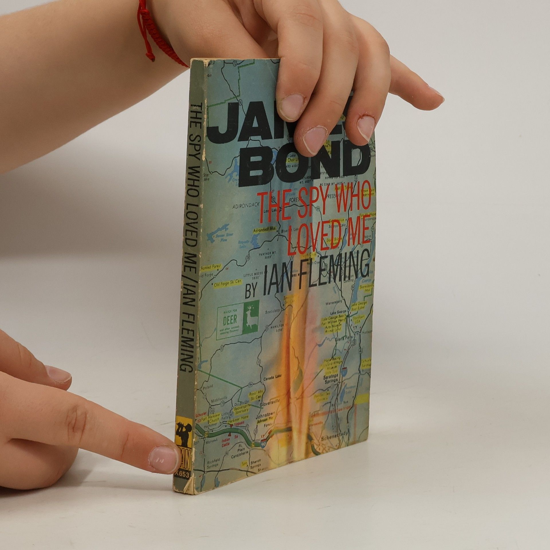 Ian Fleming James Bond. The Spy Who Loved Me