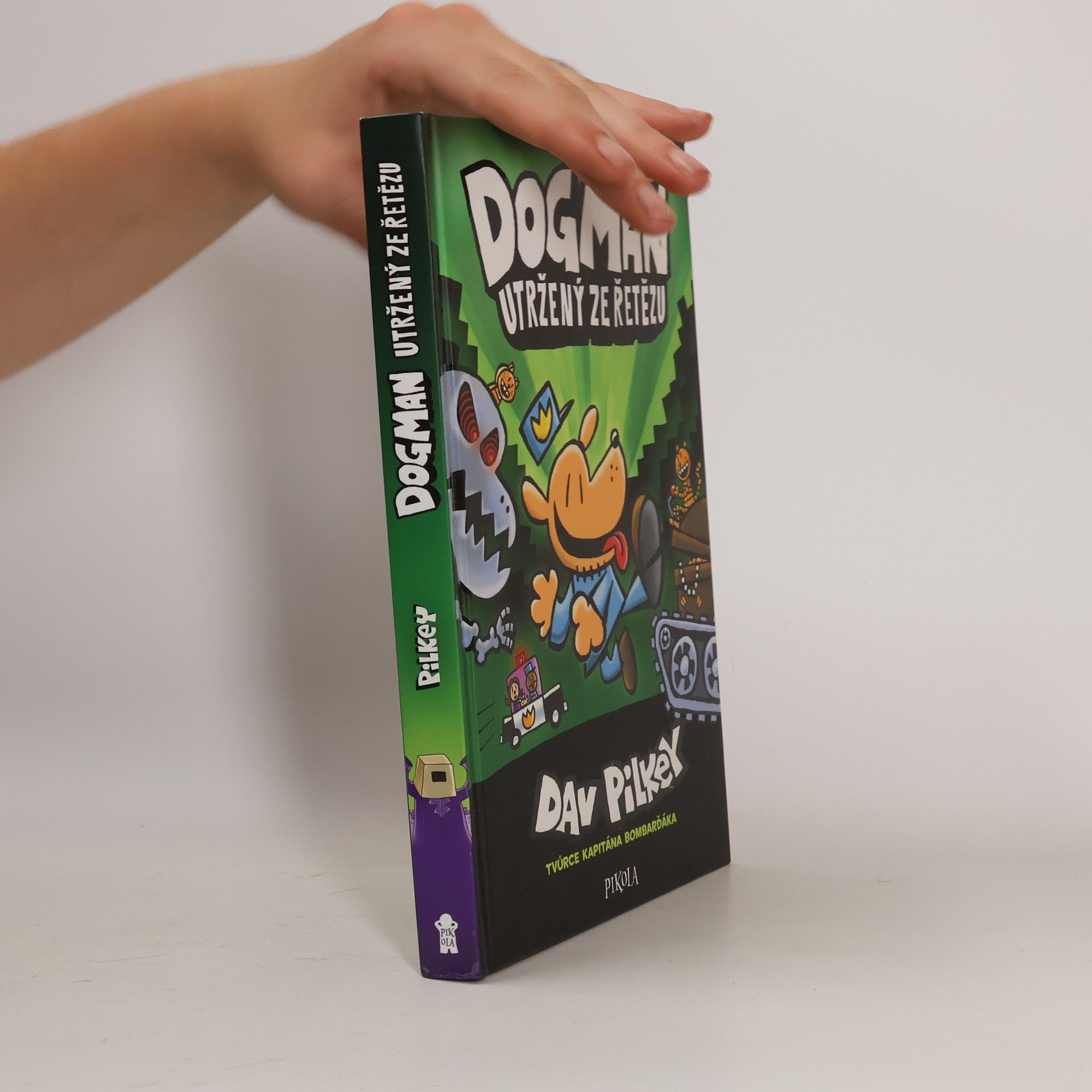 Dav Pilkey Dogman utržený ze řetězu