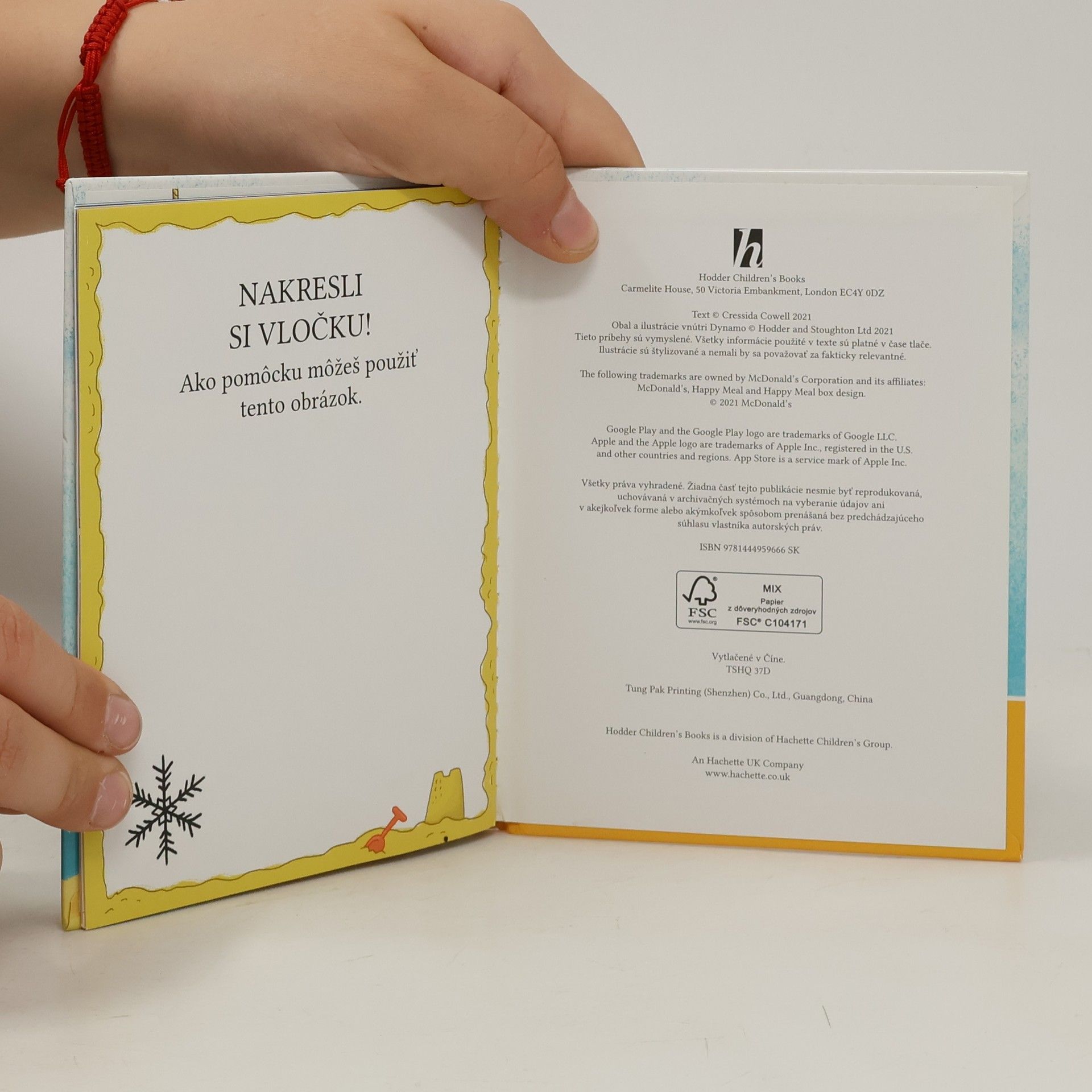 Cressida Cowell Maličkí detektívi. Môže na púšti snežit?