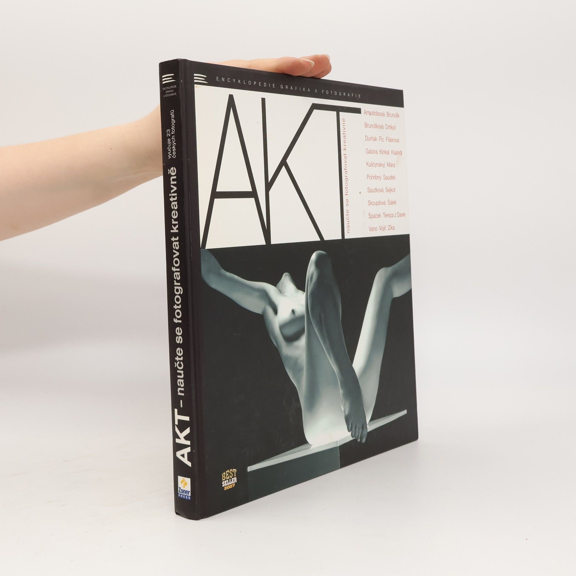 Irena Armutidisová Akt: Naučte se fotografovat kreativně