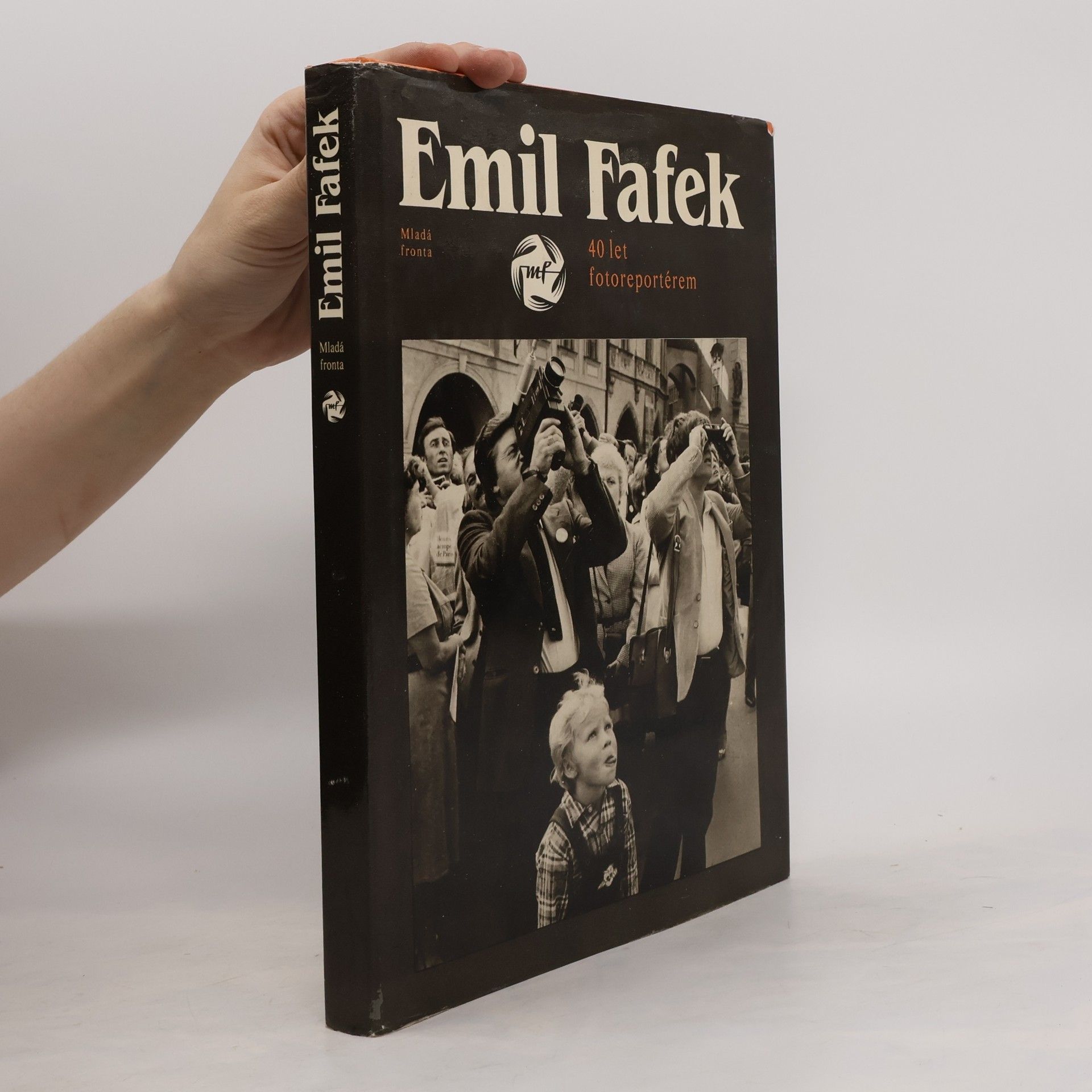 Ondřej Neff Emil Fafek. 40 let fotoreportérem