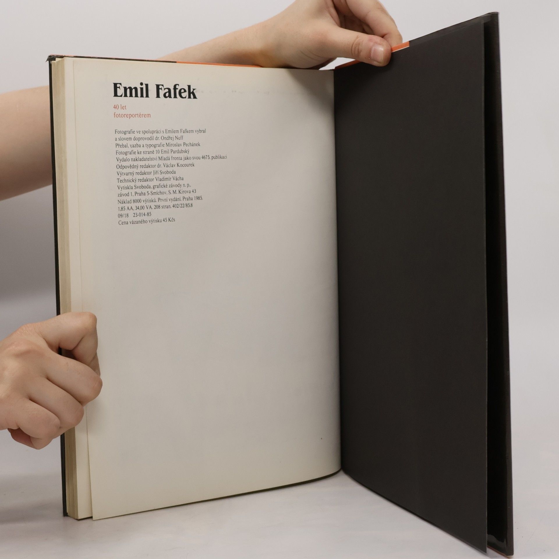 Ondřej Neff Emil Fafek. 40 let fotoreportérem