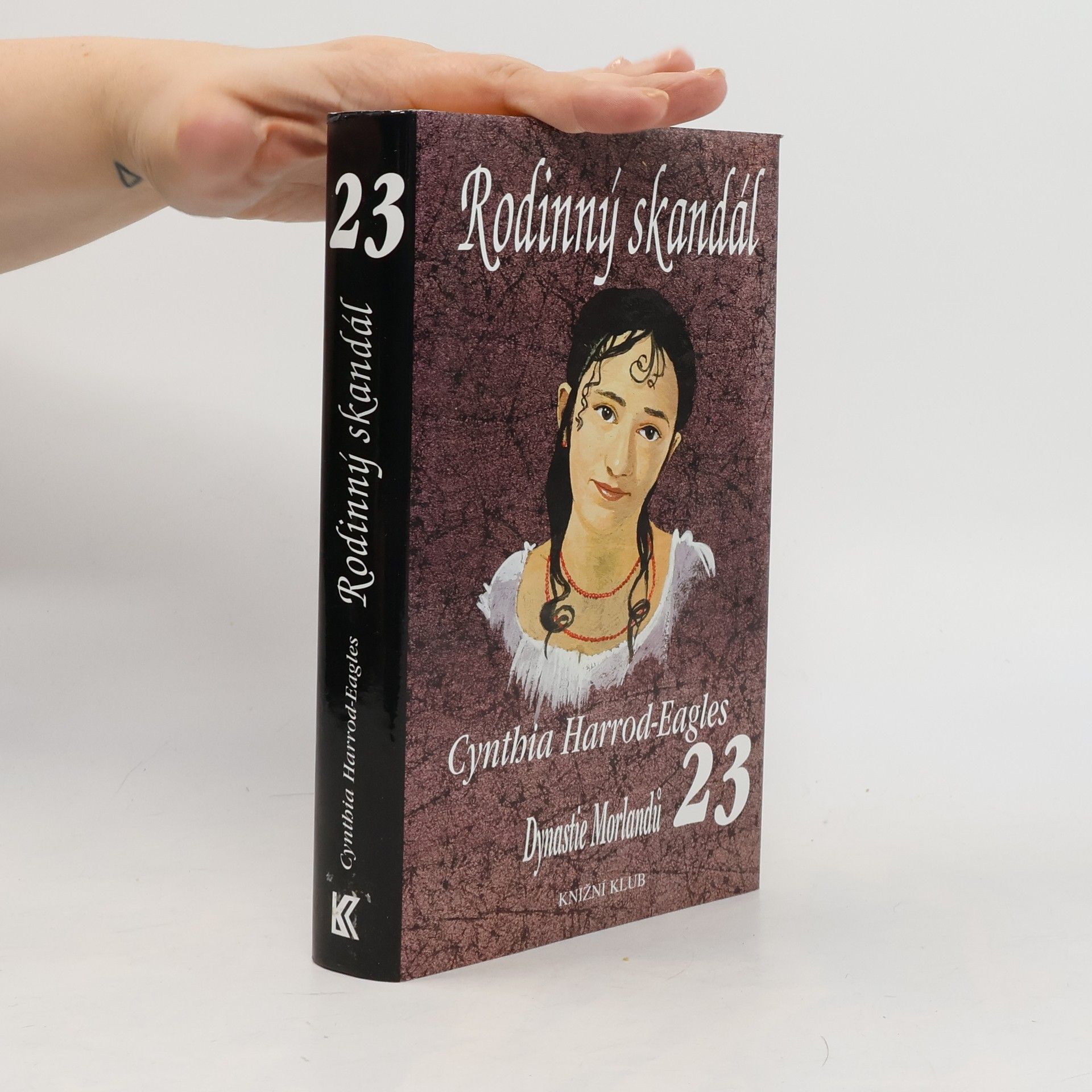 Cynthia Harrod-Eagles Rodinný skandál. Dynastie Morlandů. 23. díl