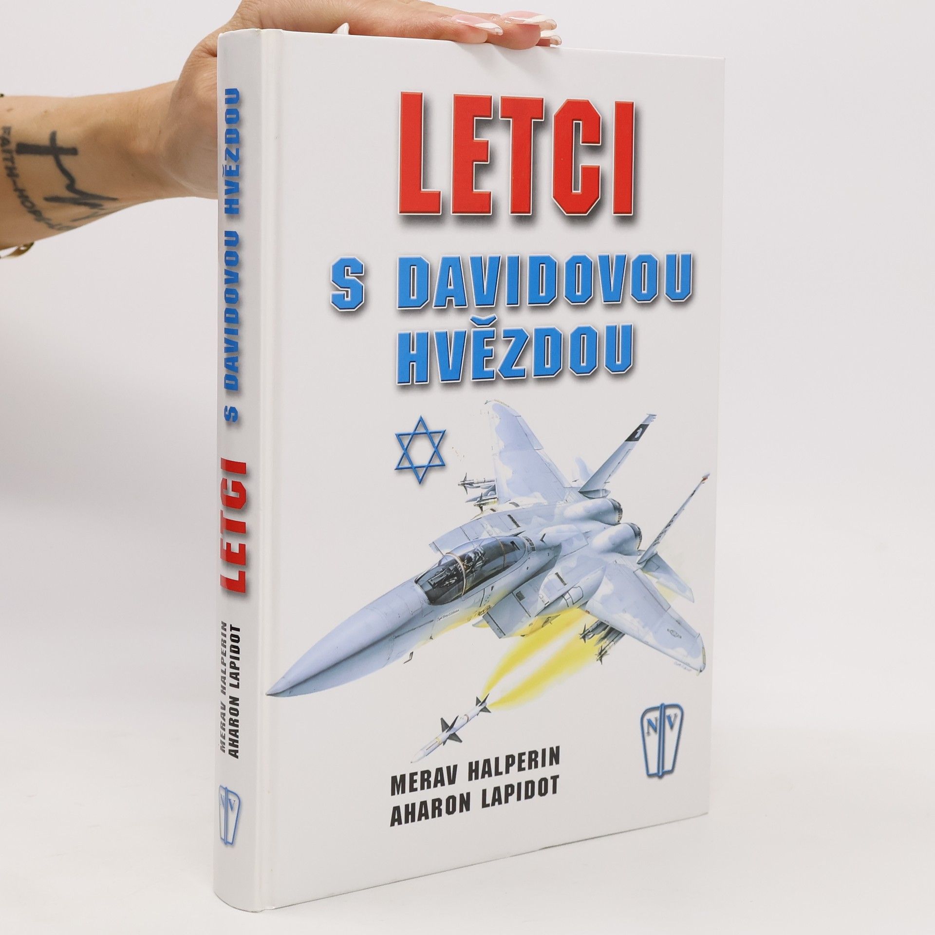 Merav Halperin Letci s Davidovou hvězdou