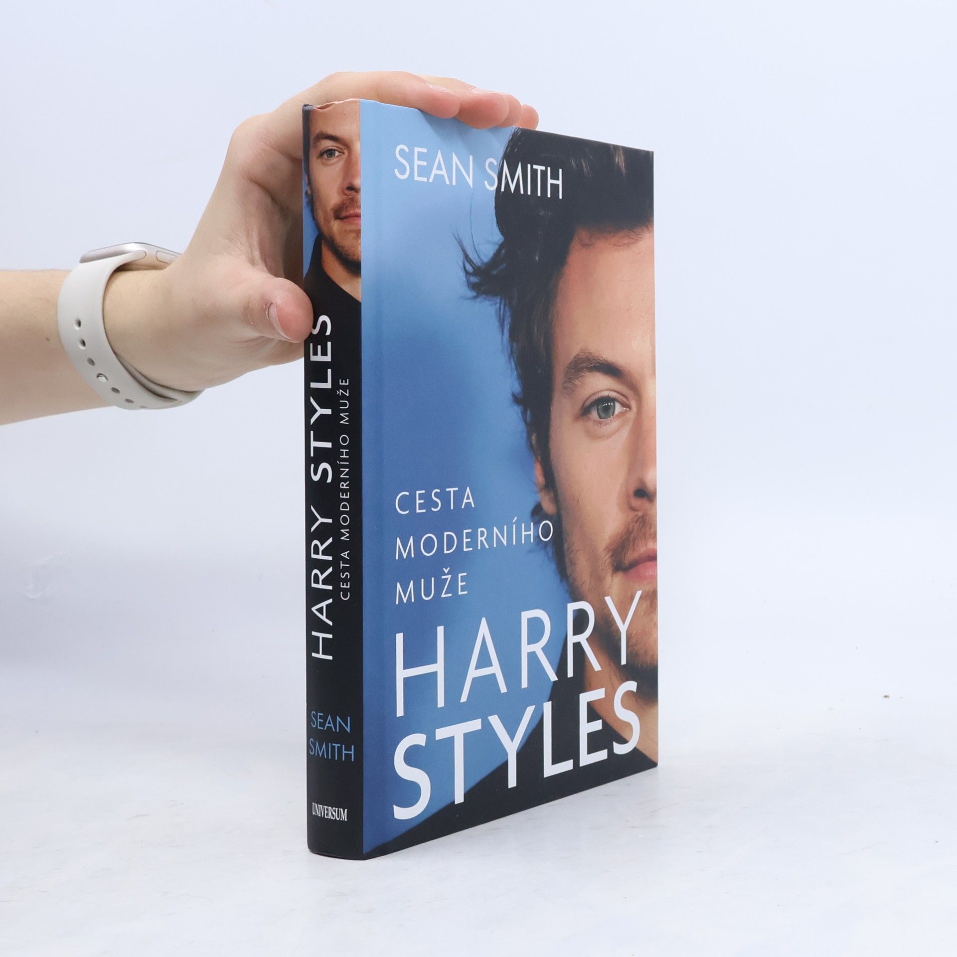 Anna Kučerová Harry Styles: Cesta moderního muže