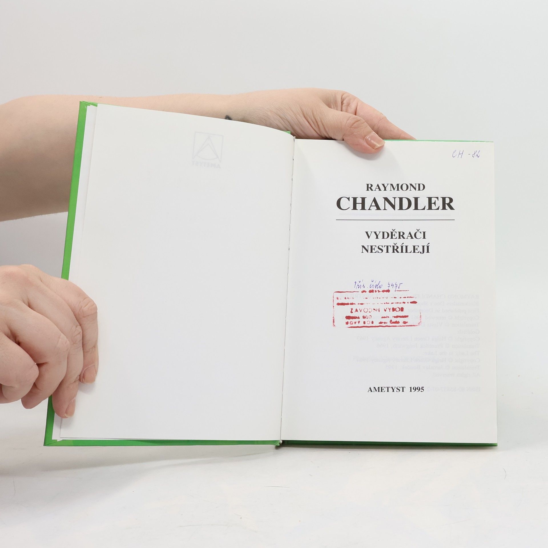 Raymond Chandler Vyděrači nestřílejí