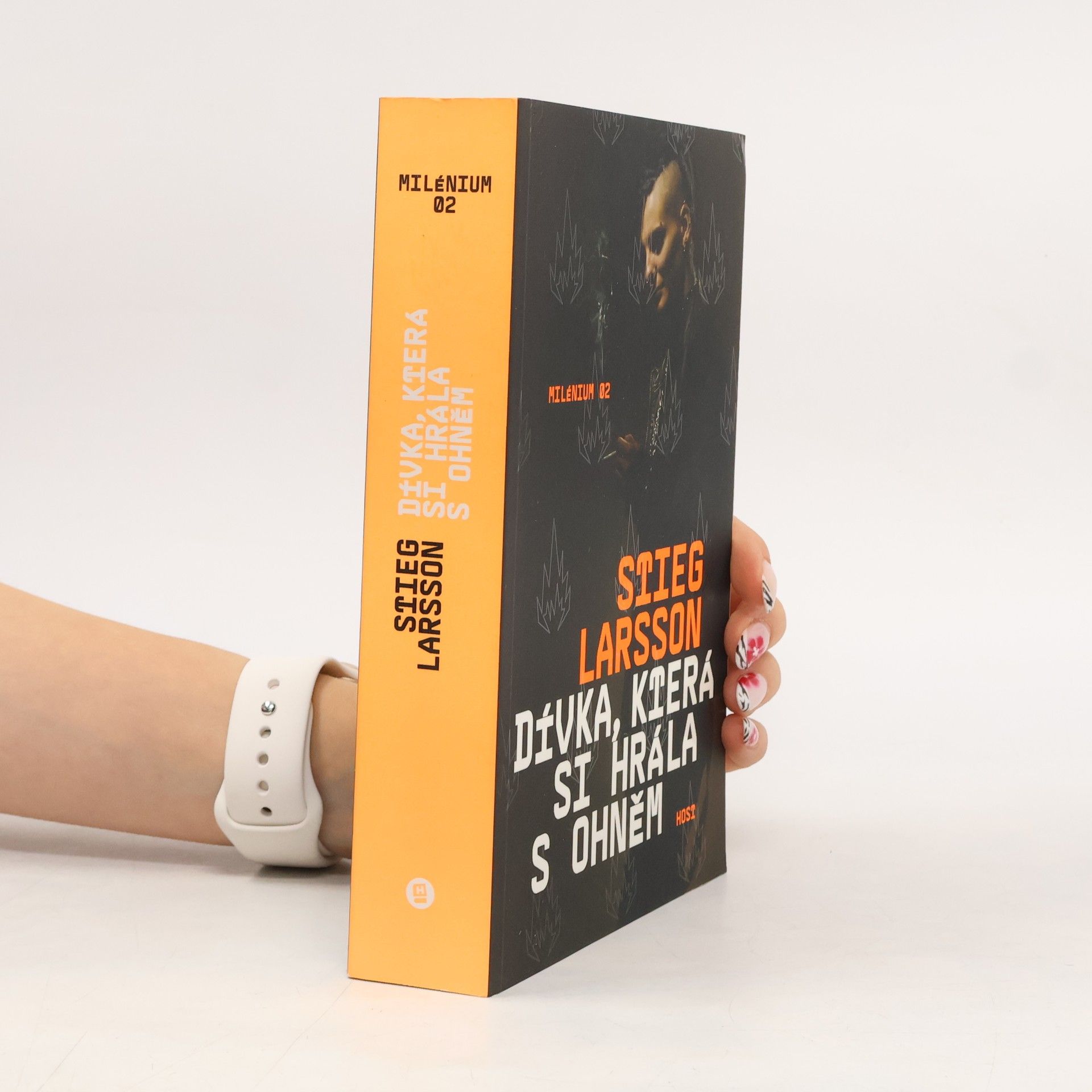 Stieg Larsson Dívka, která si hrála s ohněm