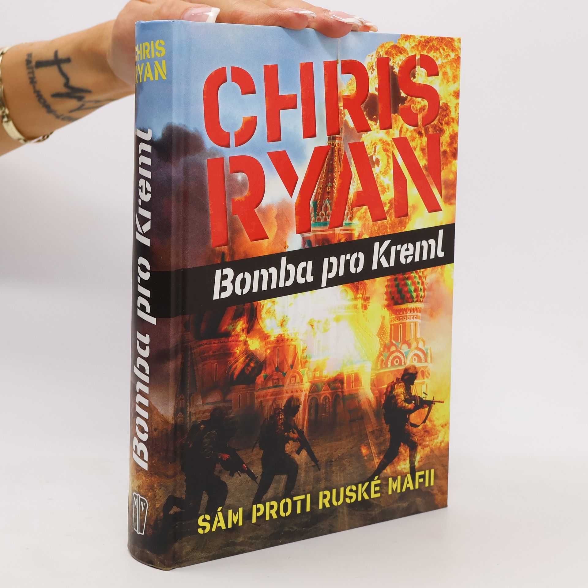 Chris Ryan Bomba pro Kreml: Sám proti ruské mafii