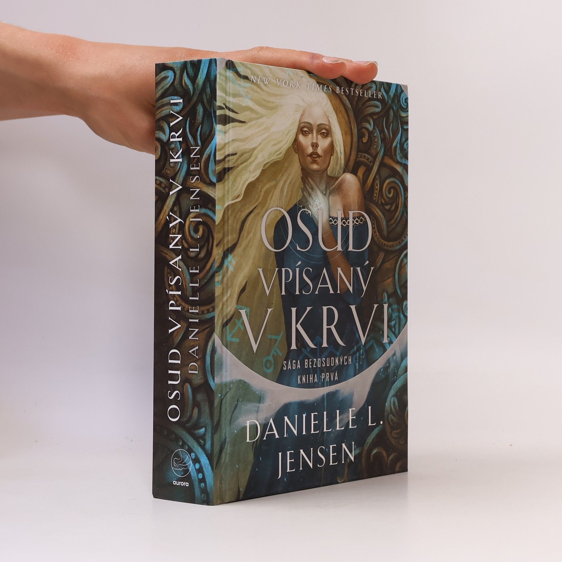 Danielle L. Jensen Osud vpísaný v krvi