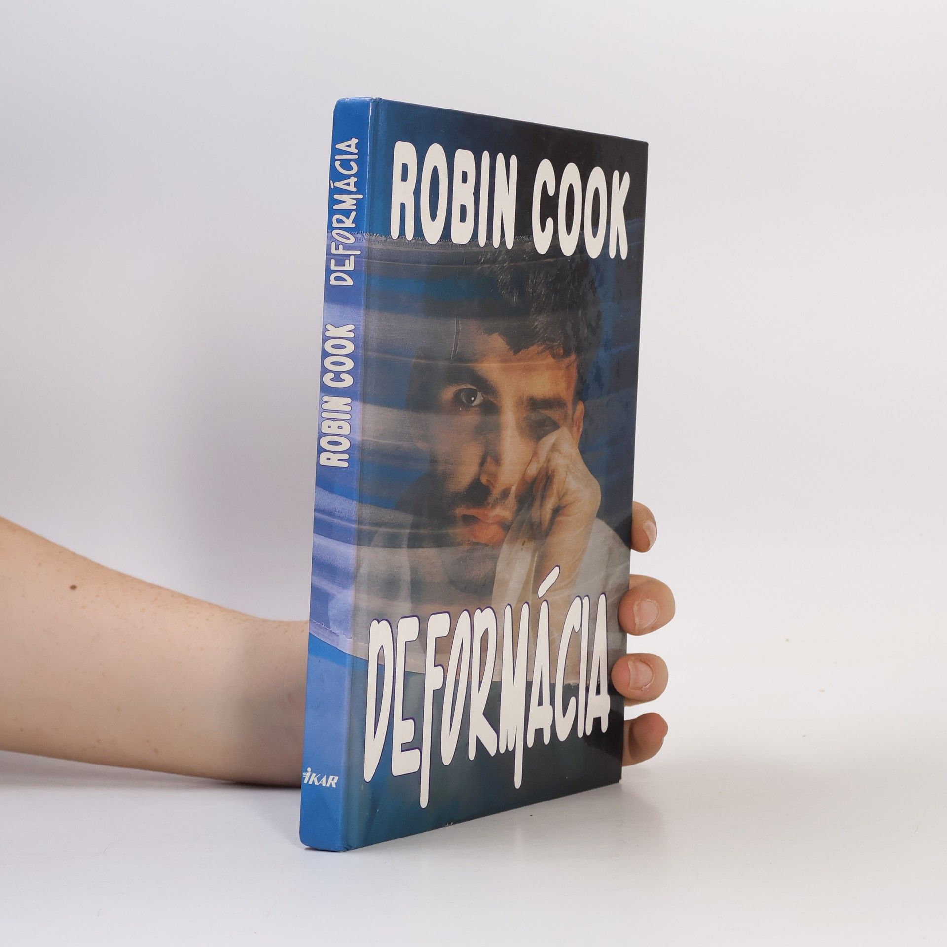 Robin Cook Deformácia