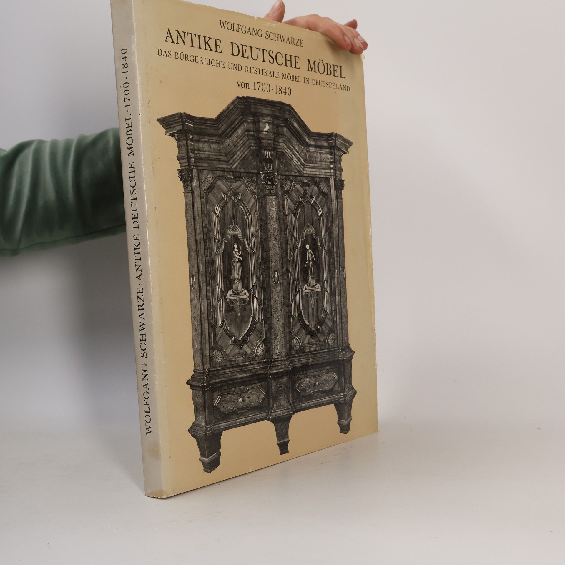 Wolfgang Schwarze Antike deutsche Möbel