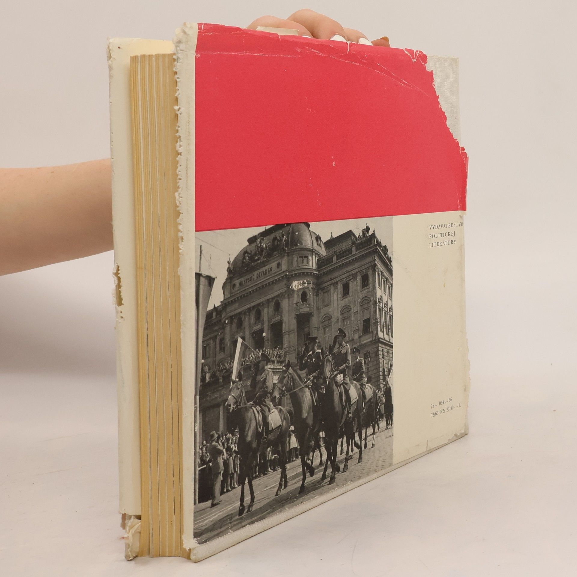 Collectif d'auteurs Oslobodenie Československa