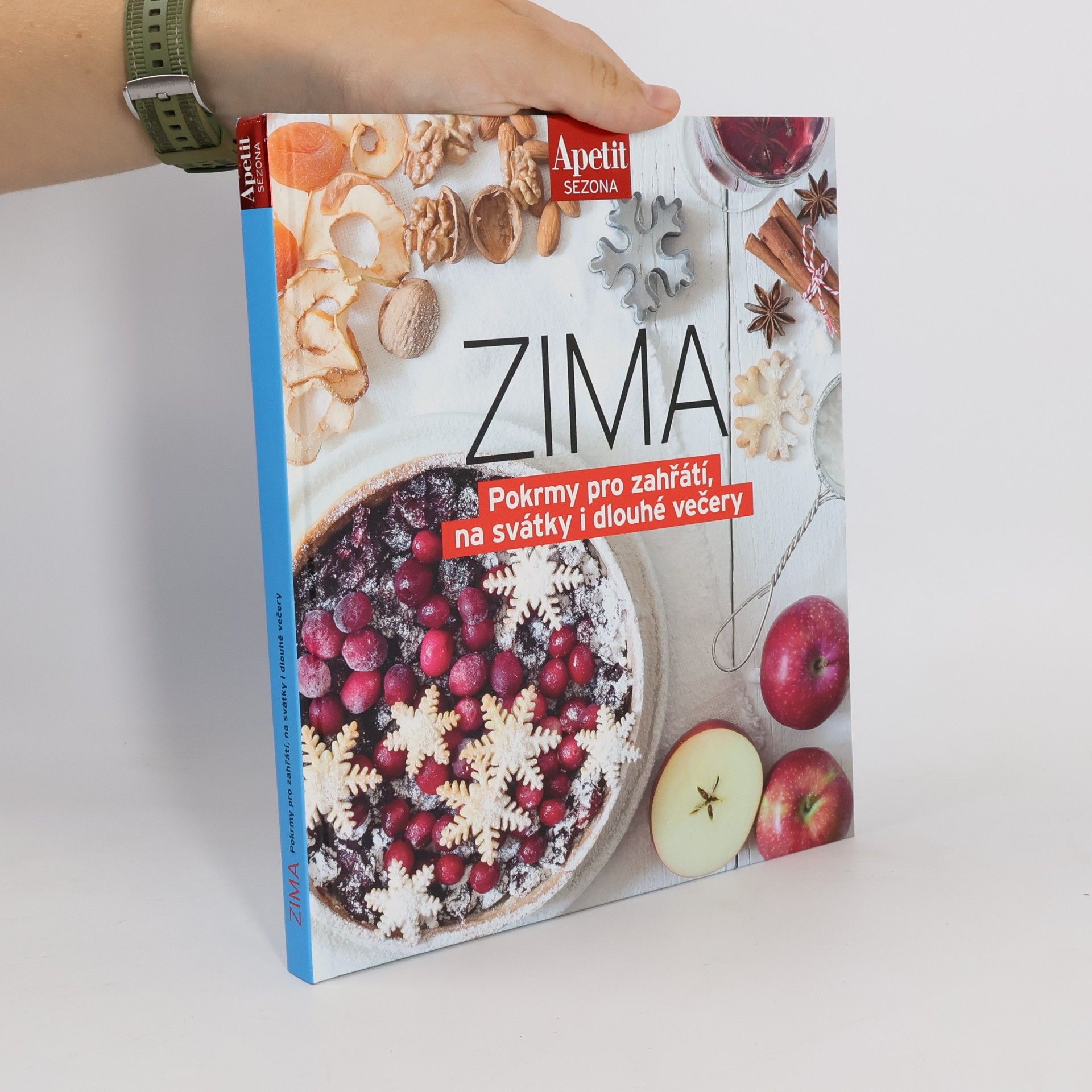 Autores varios Zima: pokrmy pro zahřátí, na svátky i dlouhé večery