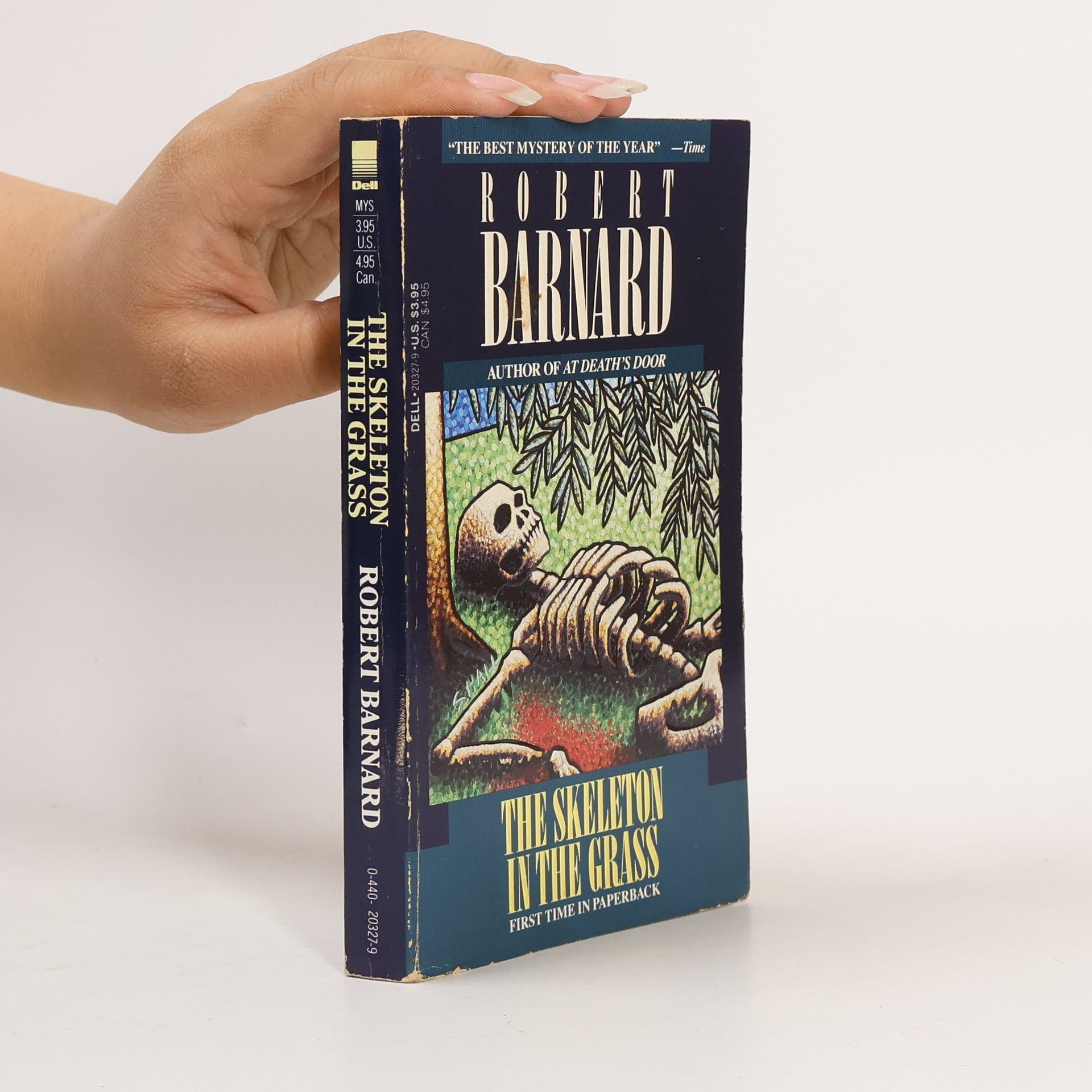 Robert Barnard The Skeleton in the Grass - First Time in Paperback
