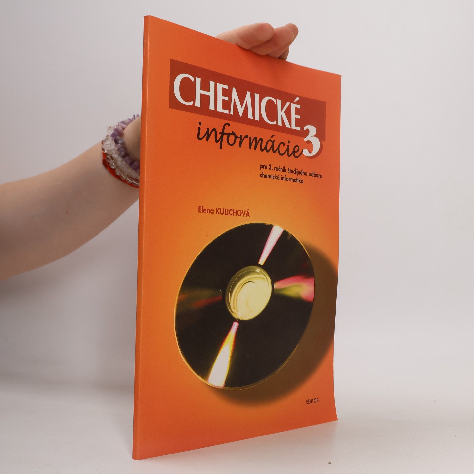 Elena Kulichová Chemické informácie 3