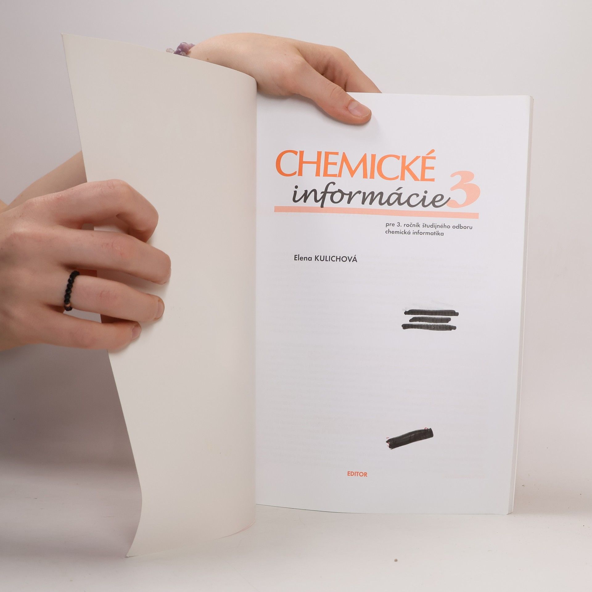 Elena Kulichová Chemické informácie 3