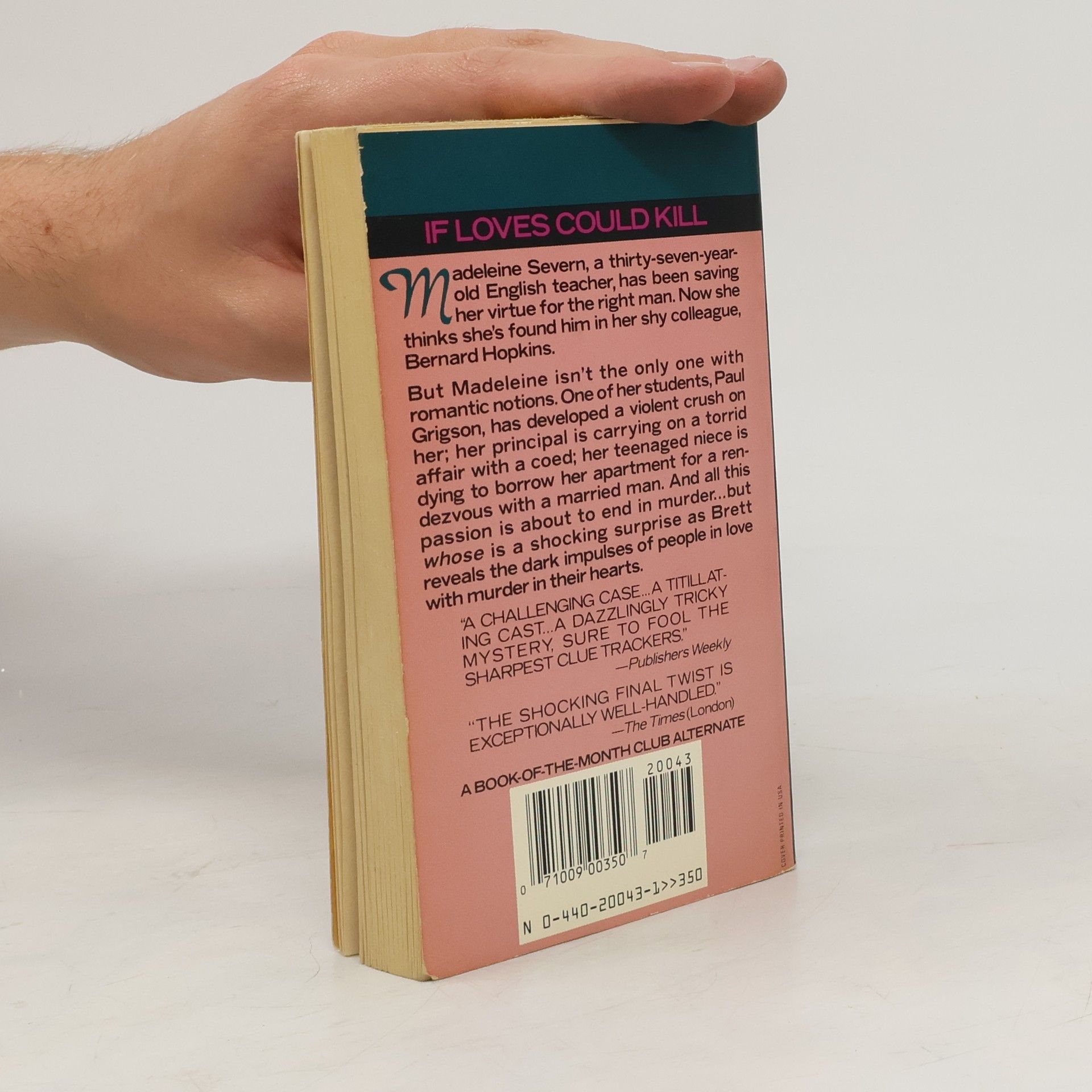Simon Brett Dead Romantic - First Time In Paperback