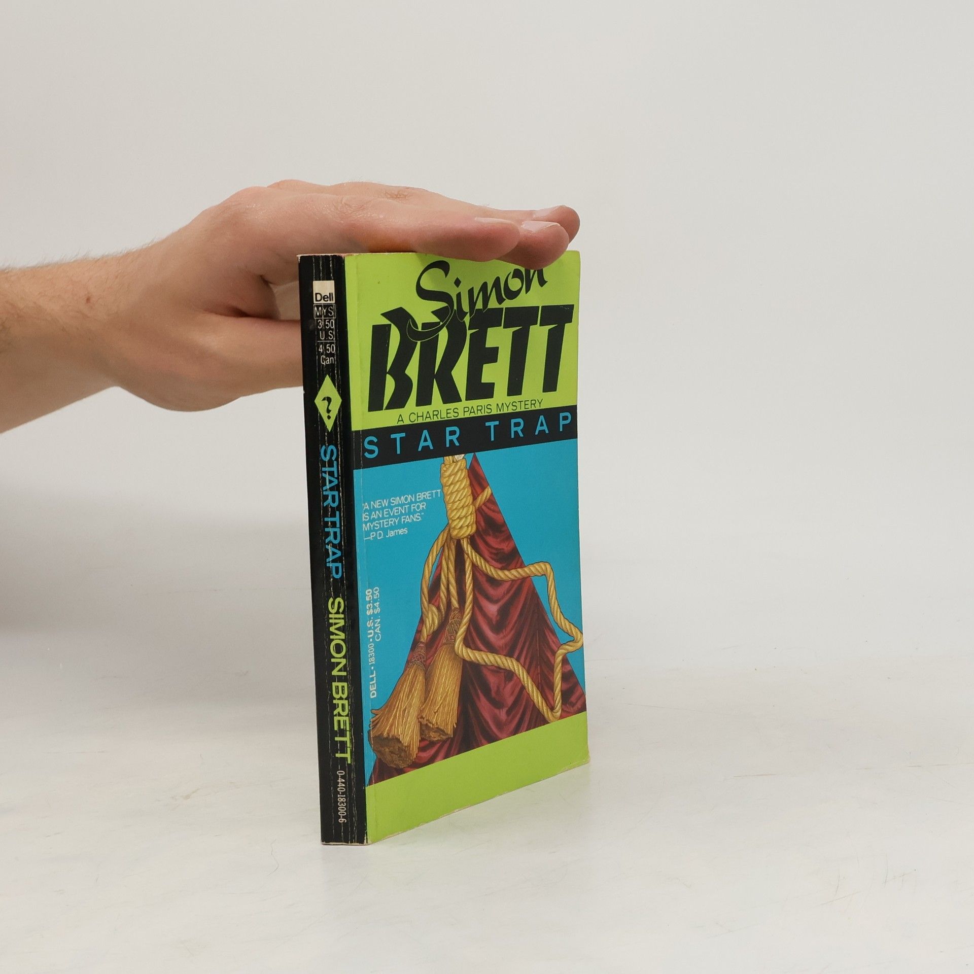 Simon Brett Star Trap