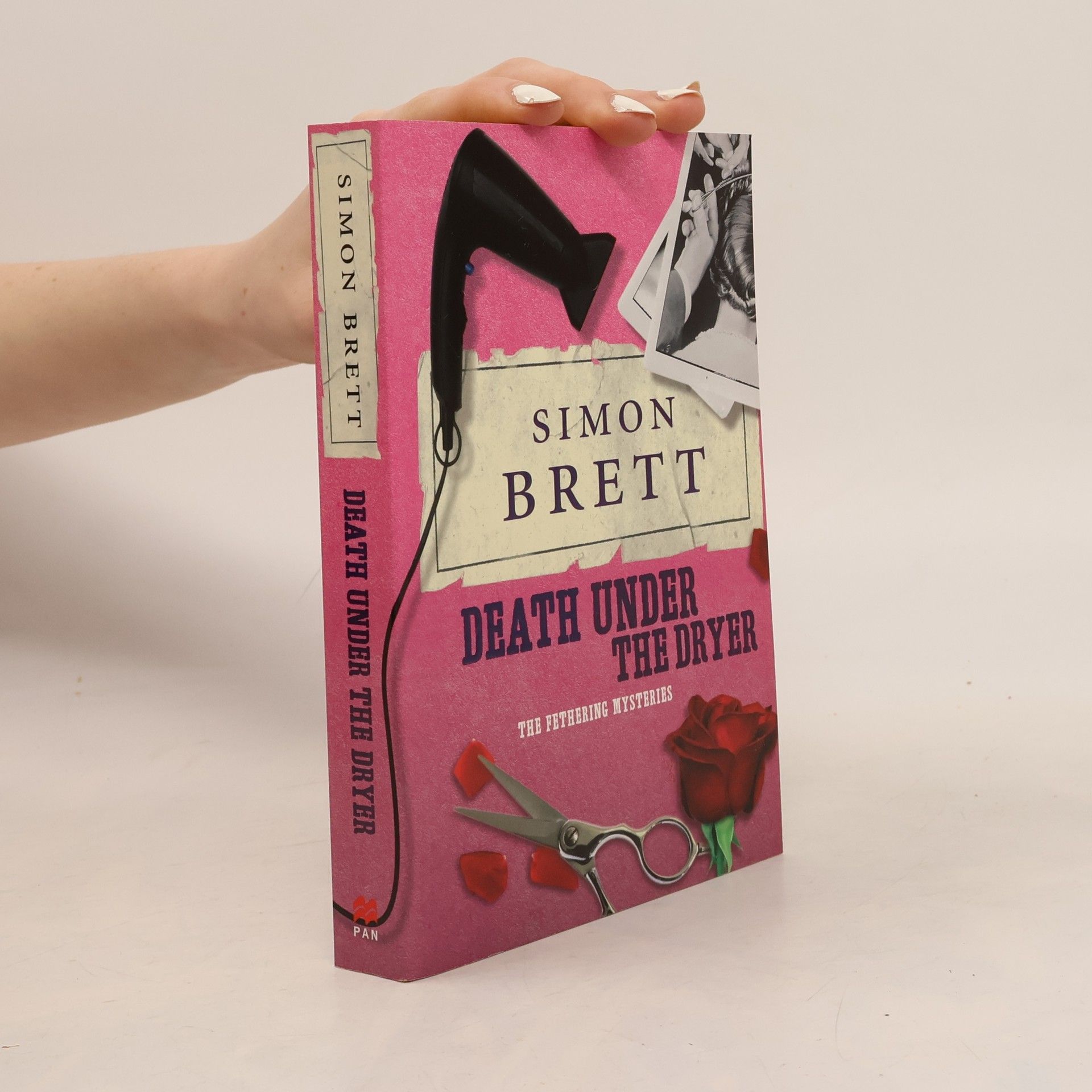 Simon Brett The Fethering Mysteries: Death Under the Dryer