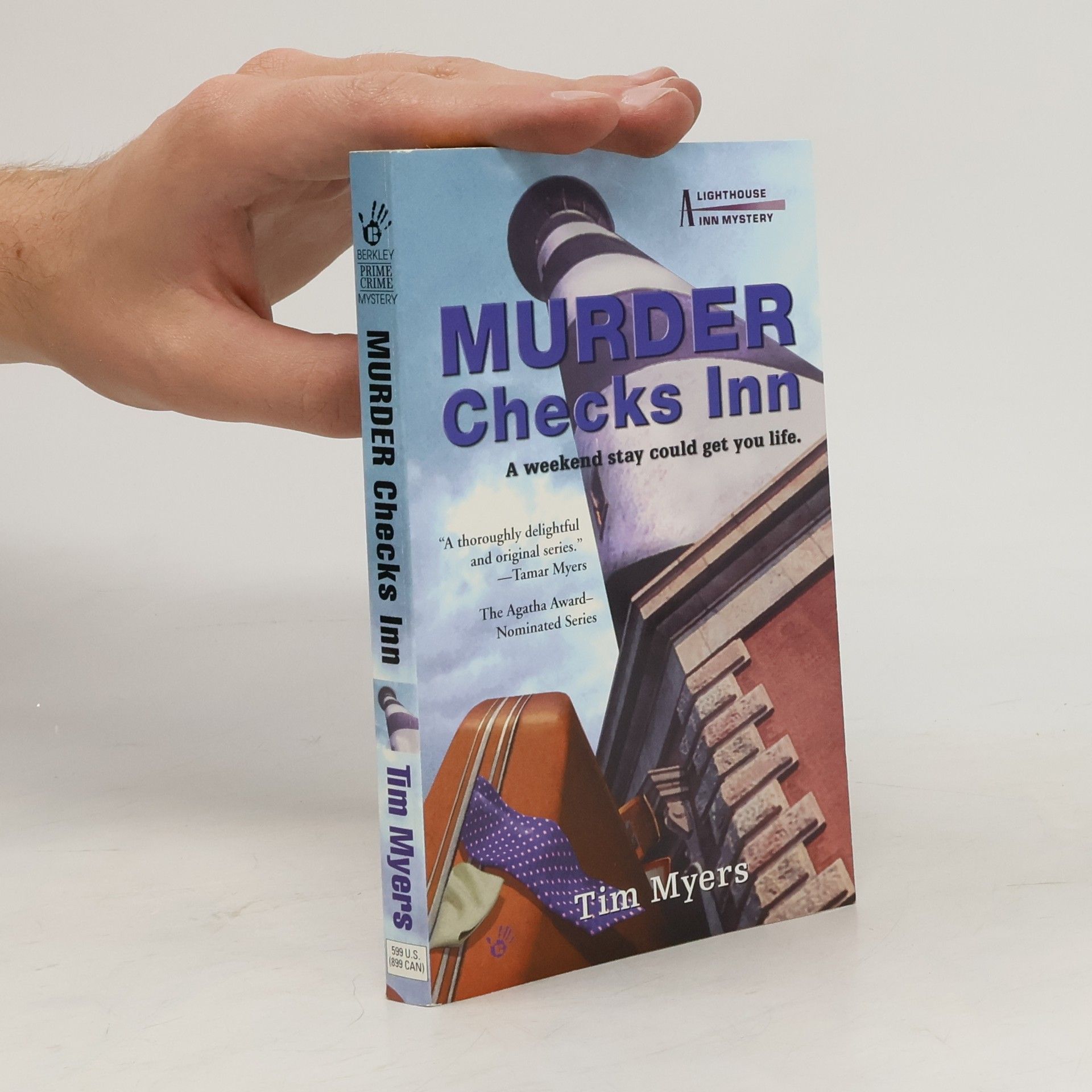 Tim Myers Lighthouse Inn Mystery: Murder Checks Inn