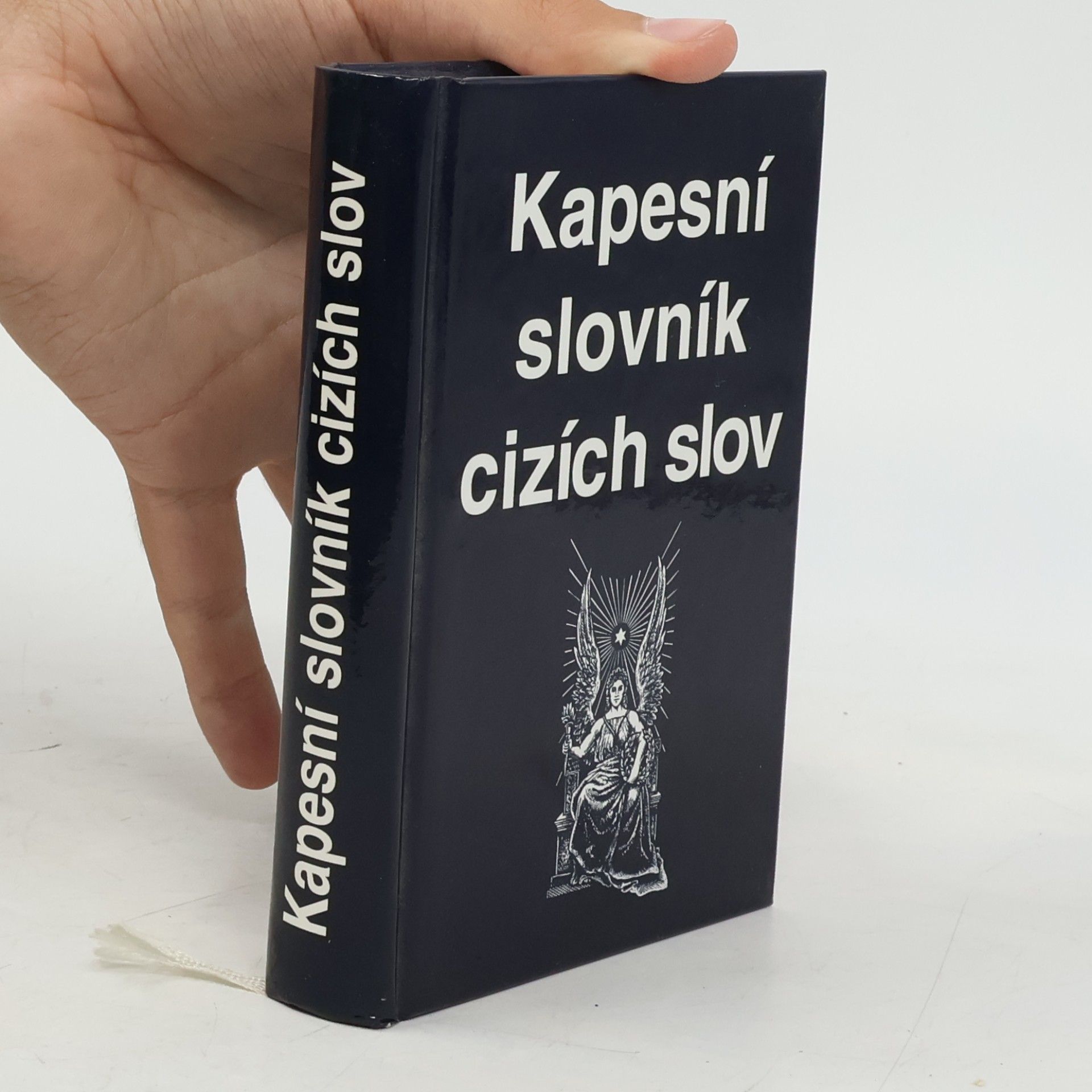 Various authors Kapesní slovník cizích slov