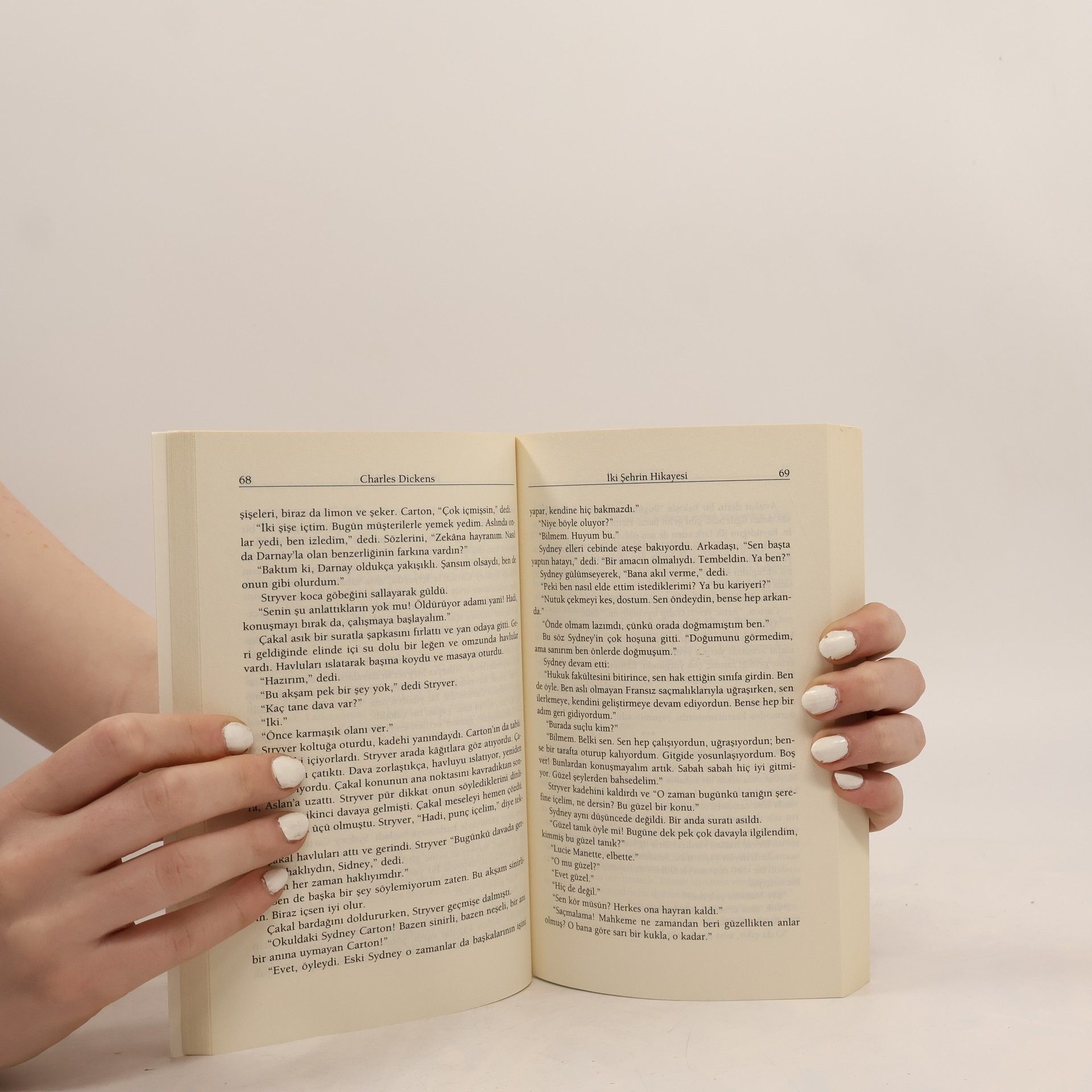 Charles Dickens Dünya Klasikleri: İki Şehrin Hikayesi