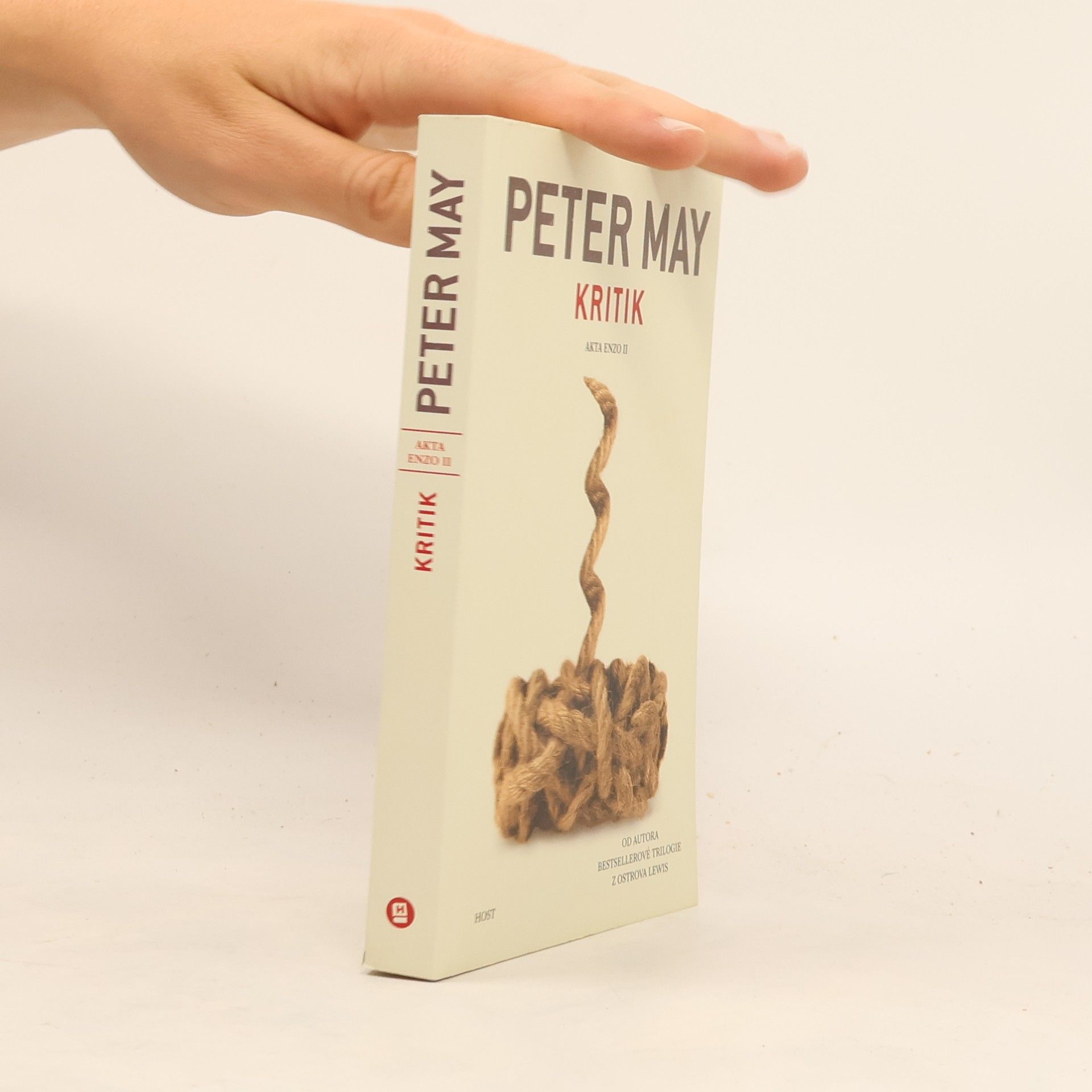 Peter May Kritik. Akta Enzo II