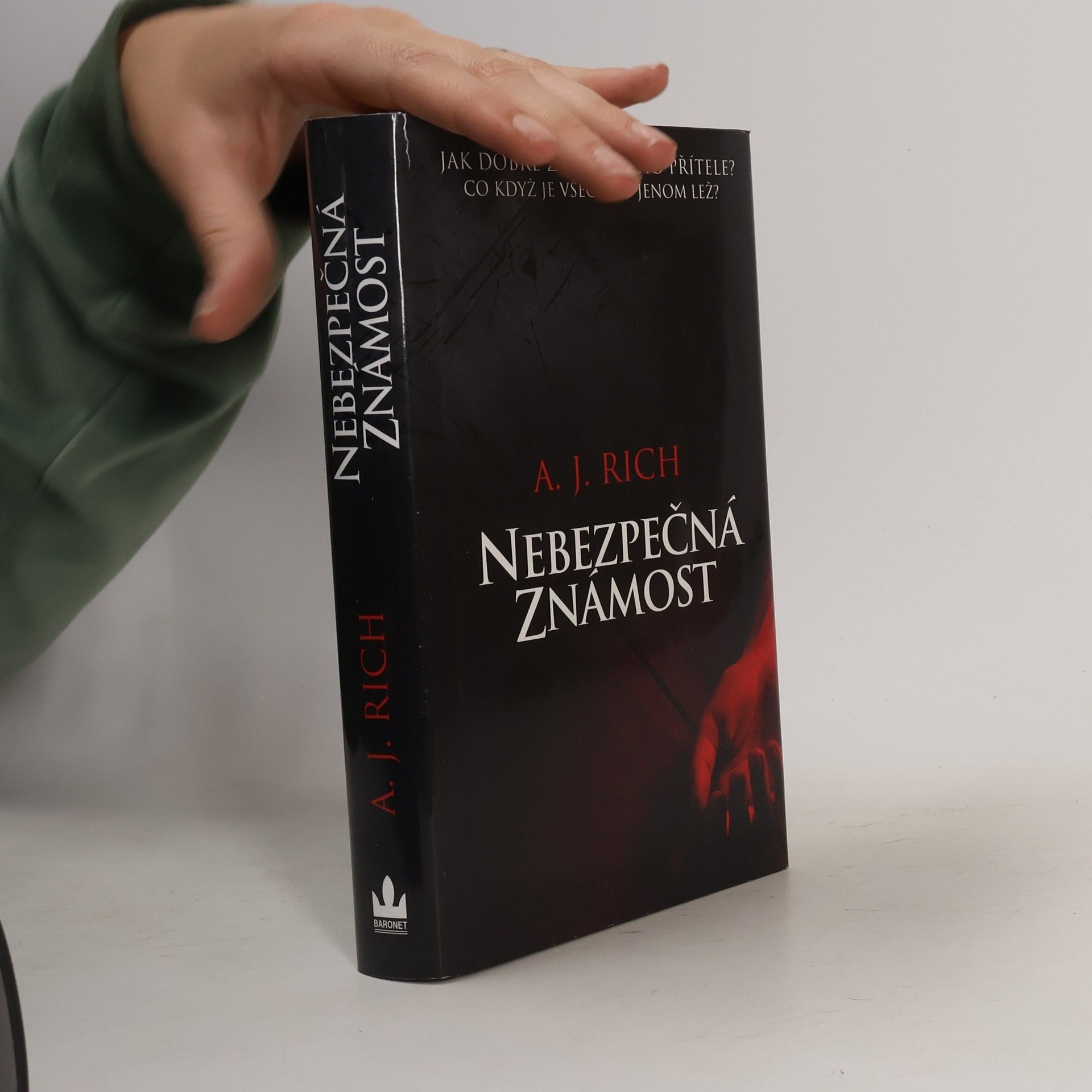 A. J. Rich Nebezpečná známost