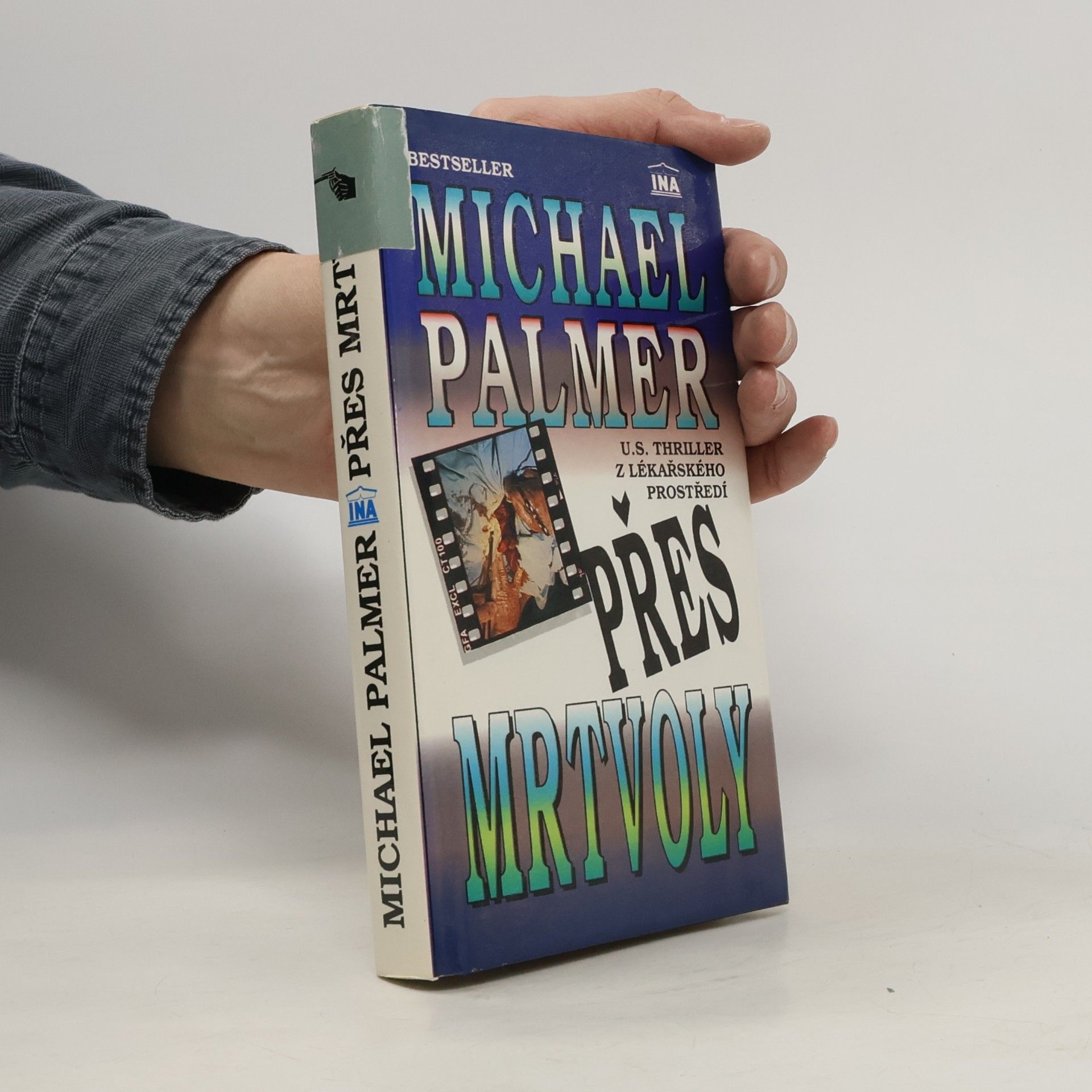 Michael Palmer Přes mrtvoly