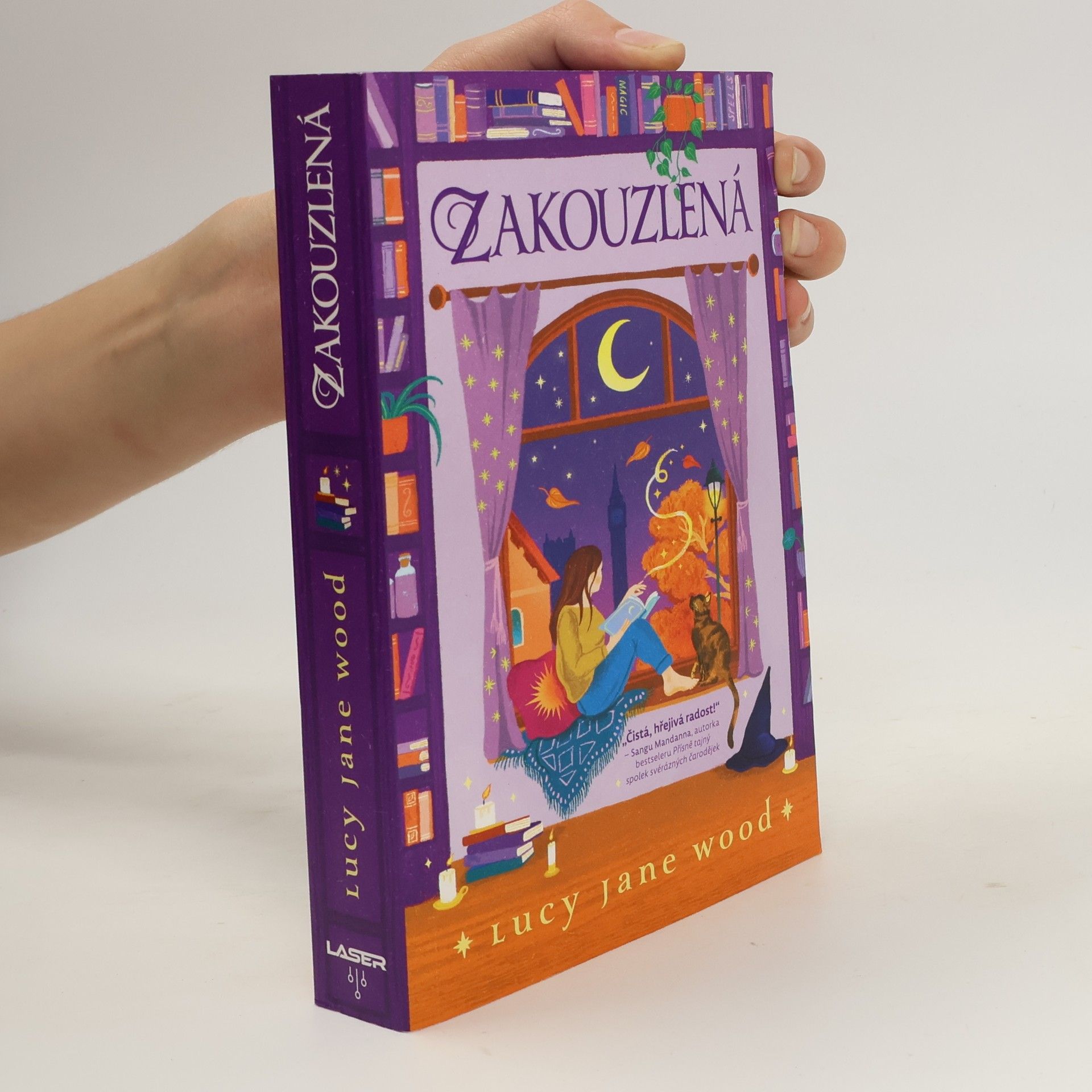 Lucy Jane Wood Zakouzlená