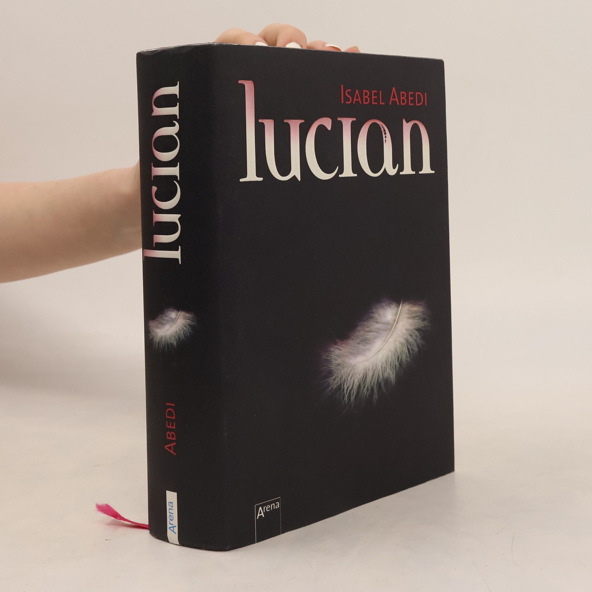 Isabel Abedi Lucian