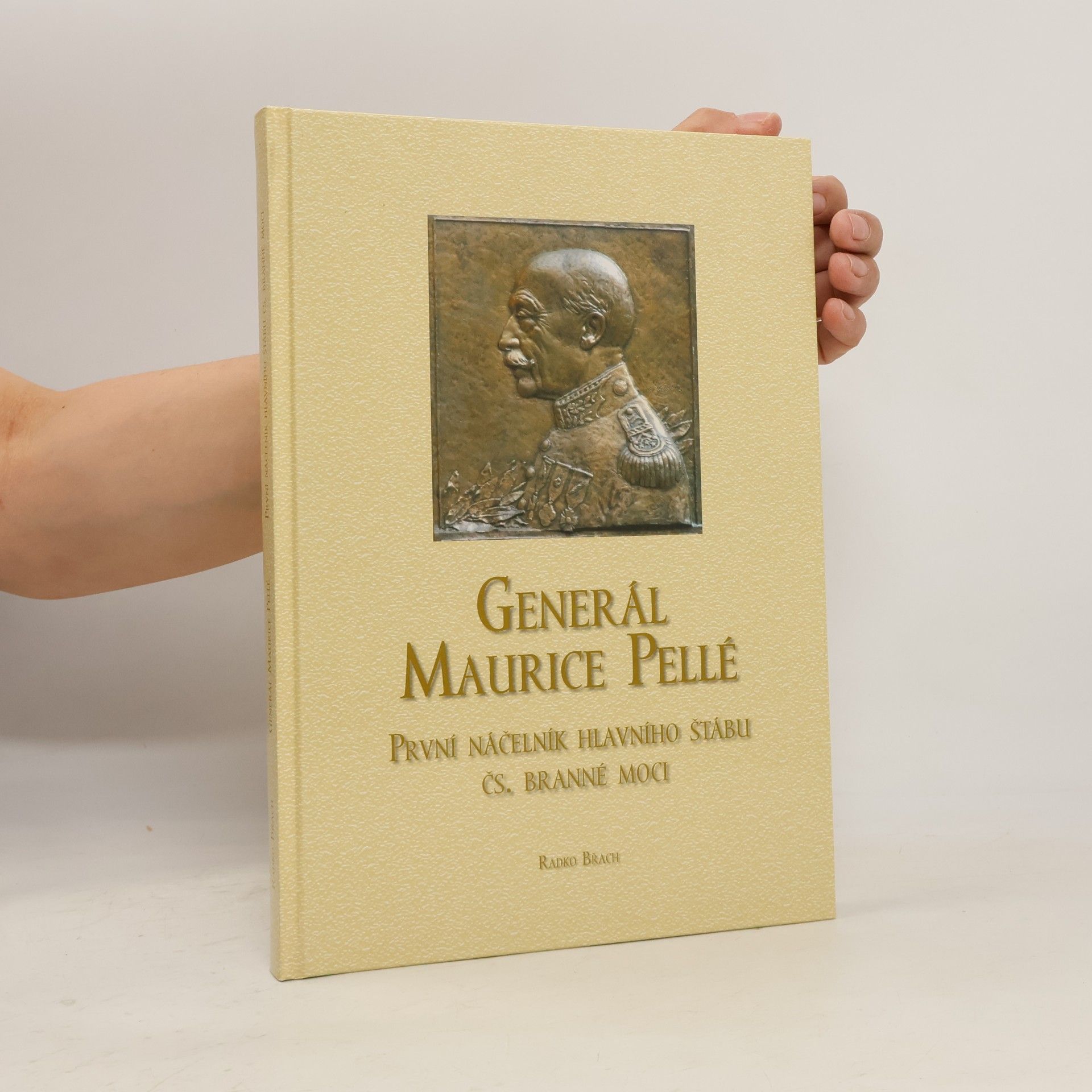 Radko Břach Generál Maurice Pellé