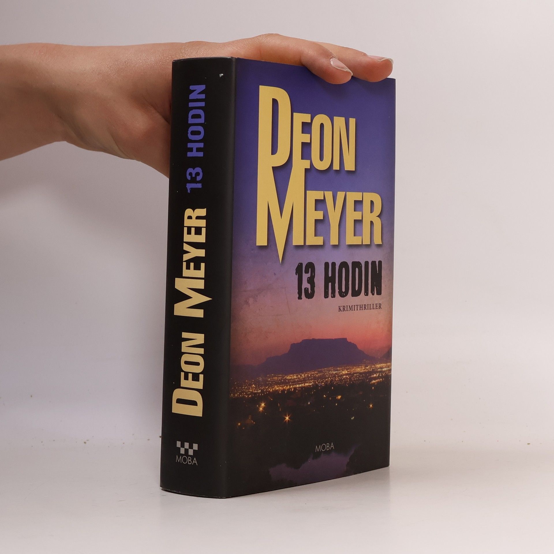 Deon Meyer 13 hodin