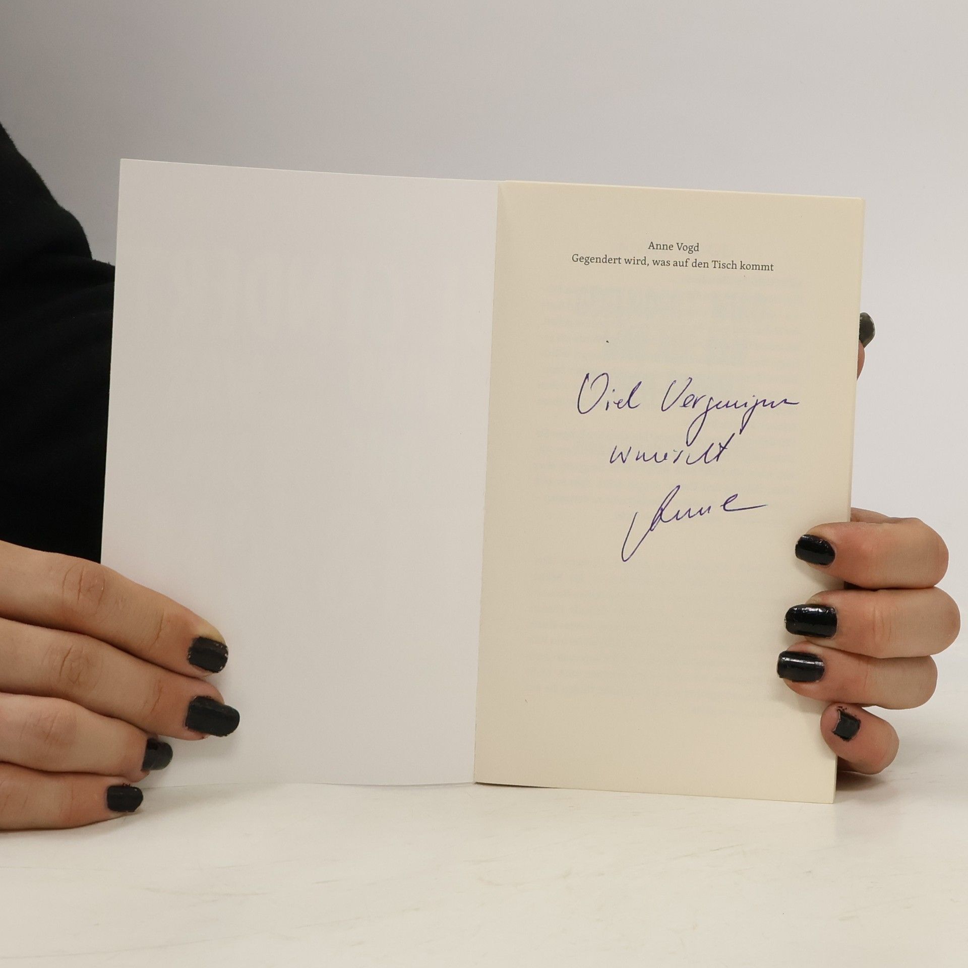 Anne Vogd Gegendert wird, was auf den Tisch kommt