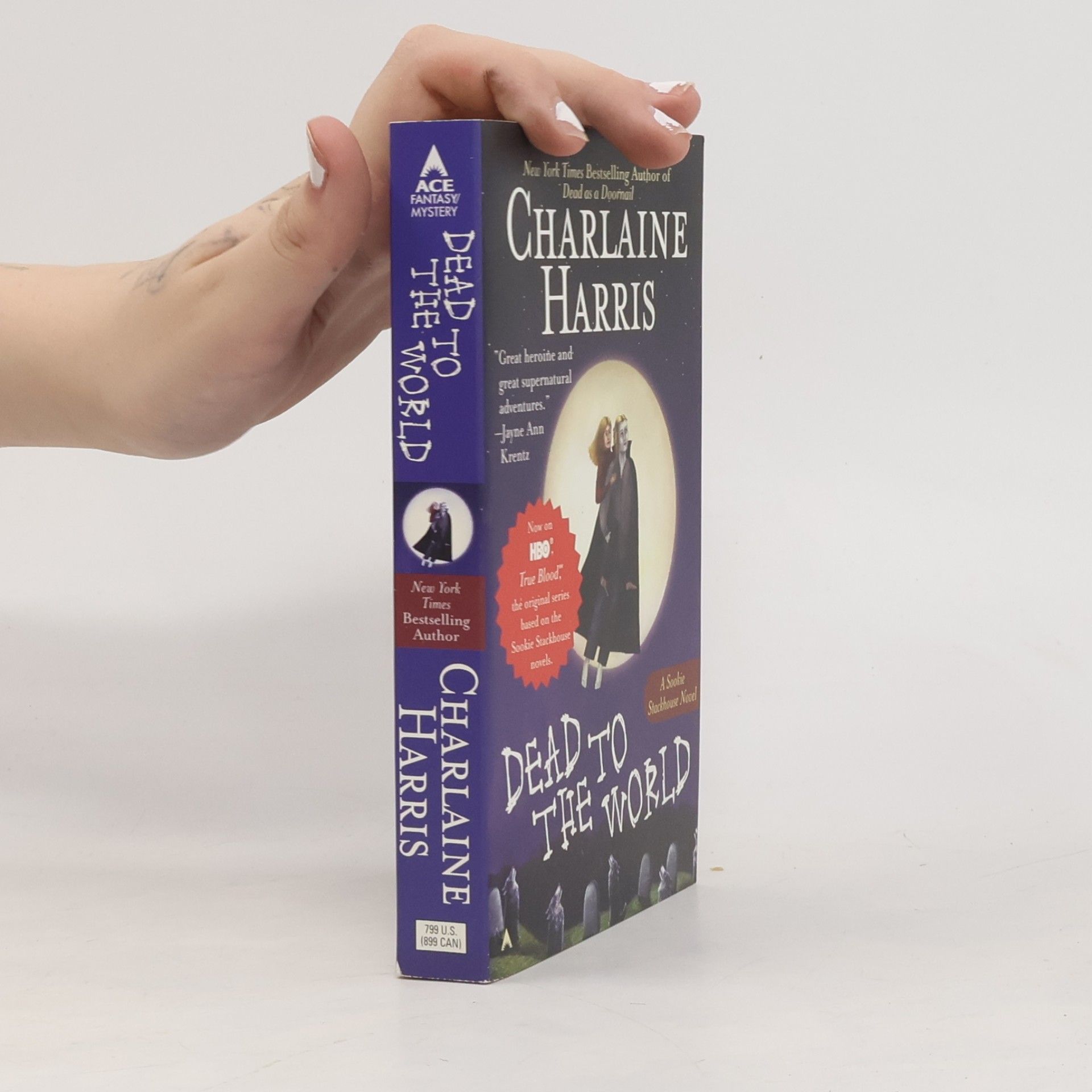Charlaine Harris Dead to the World