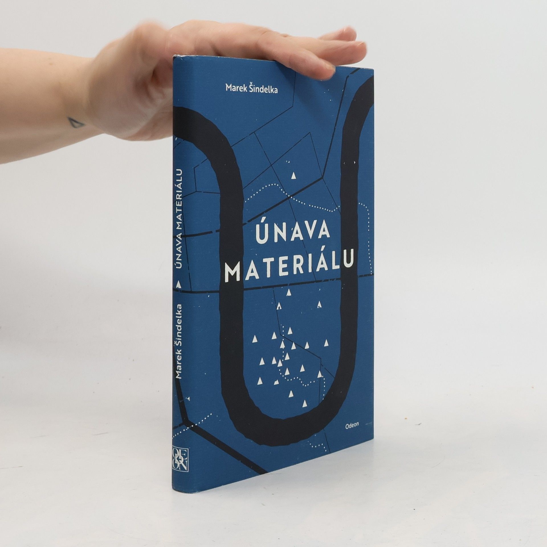 Marek Šindelka Únava materiálu