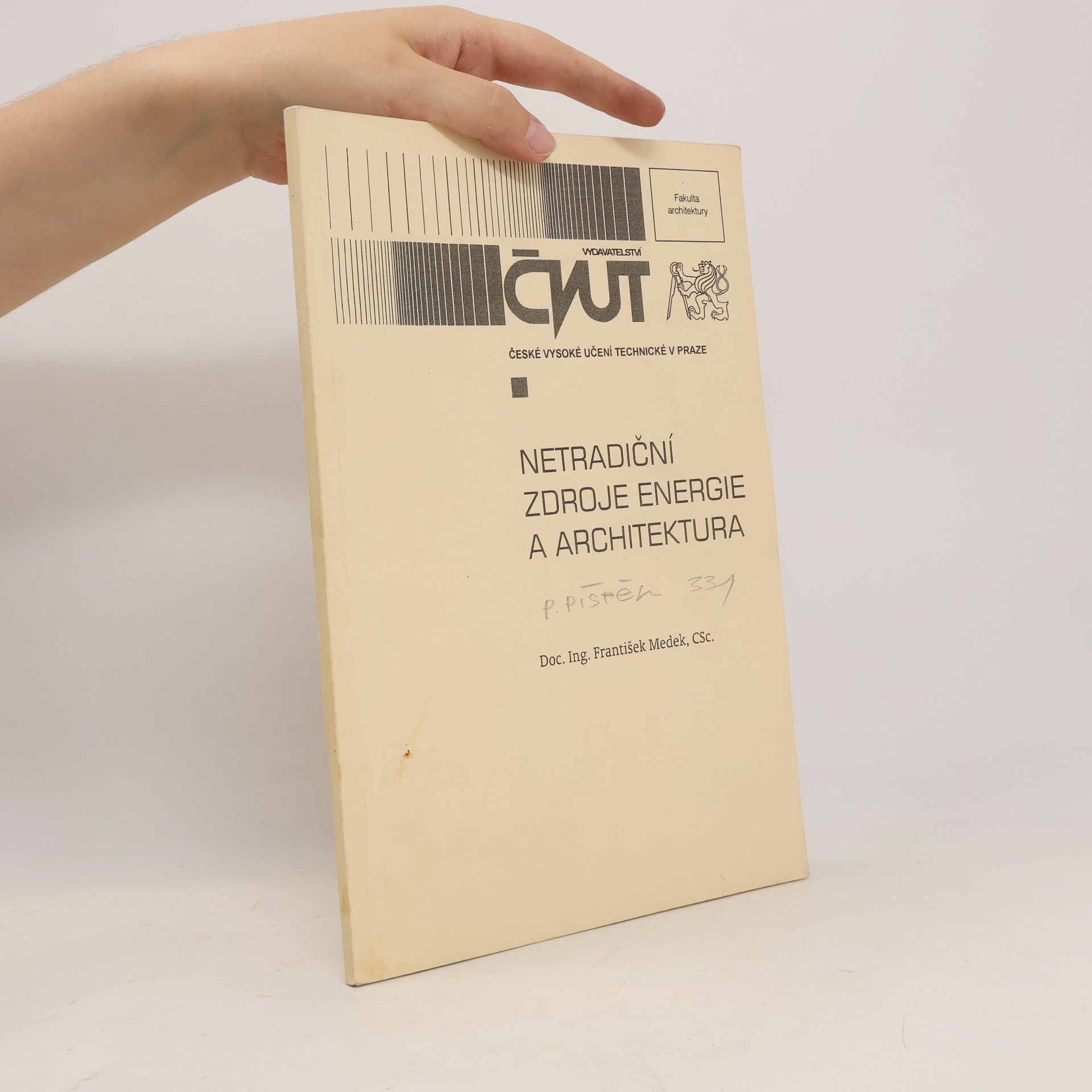 František Medek Netradiční zdroje energie a architektura