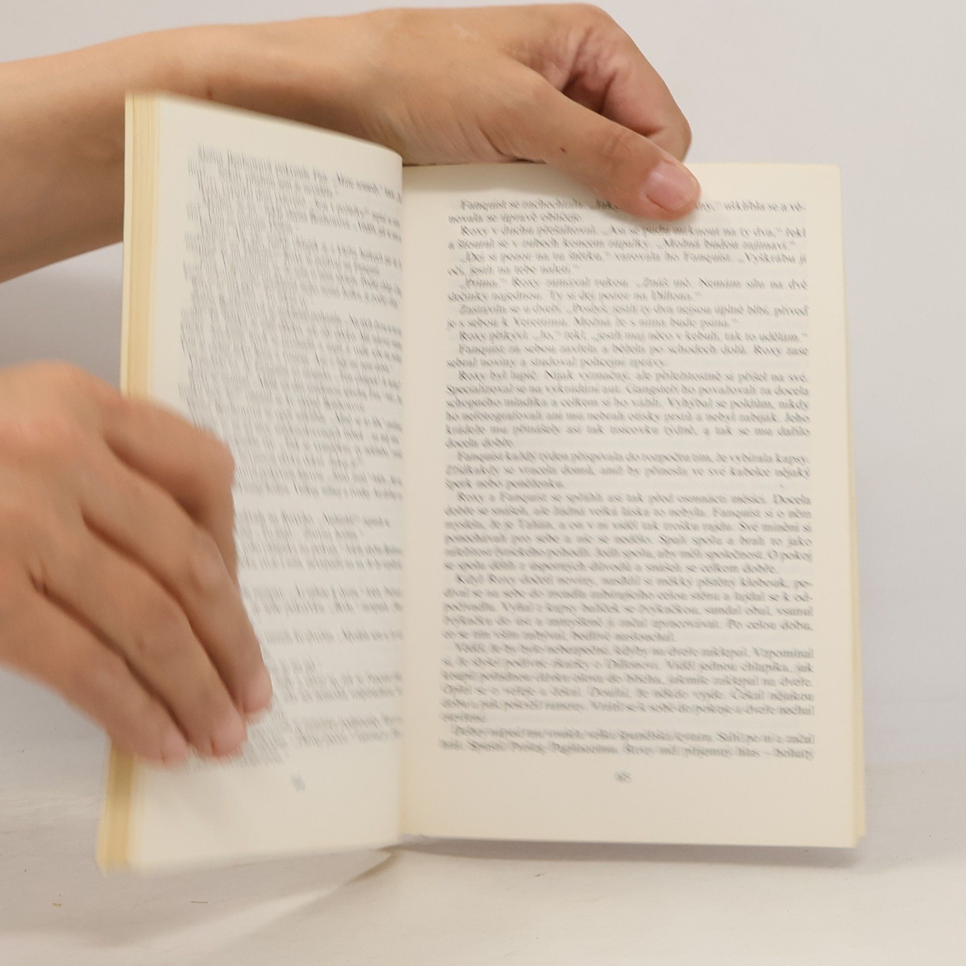 James Hadley Chase Mrtví zůstanou němí