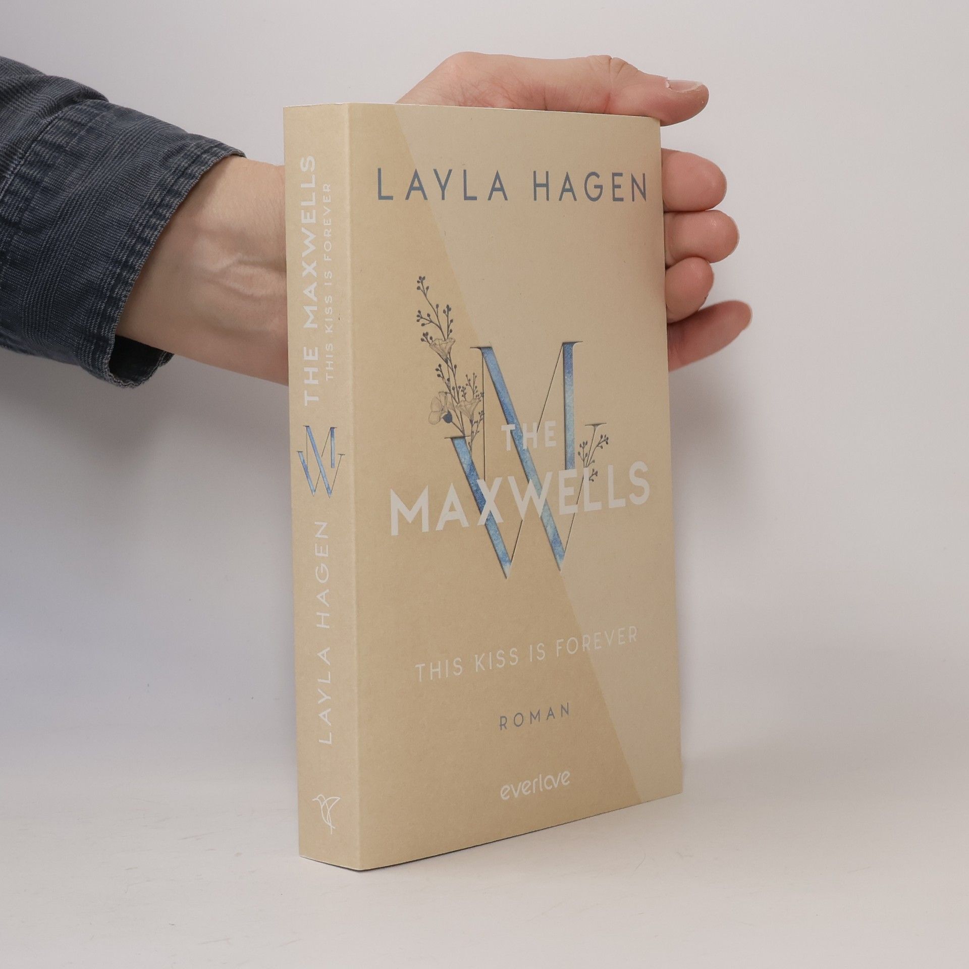 Layla Hagen This Kiss is Forever