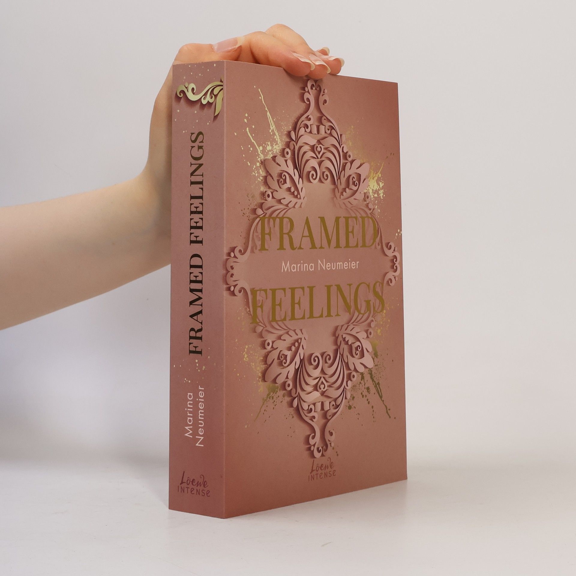 Marina Neumeier Framed Feelings / Golden Hearts Bd.1