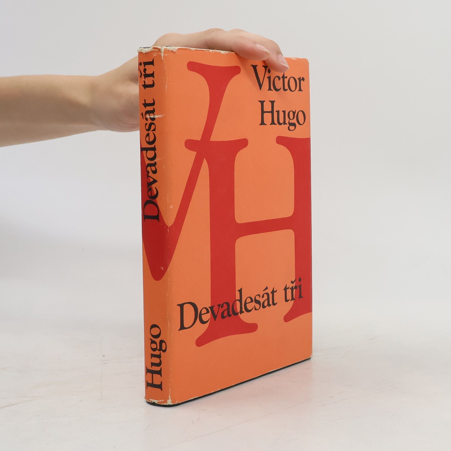 Victor Hugo Devadesát tři