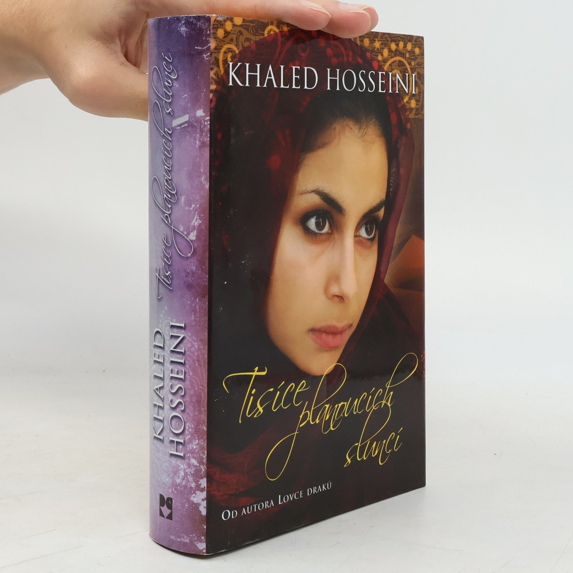 Khaled Hosseini Tisíce planoucích sluncí