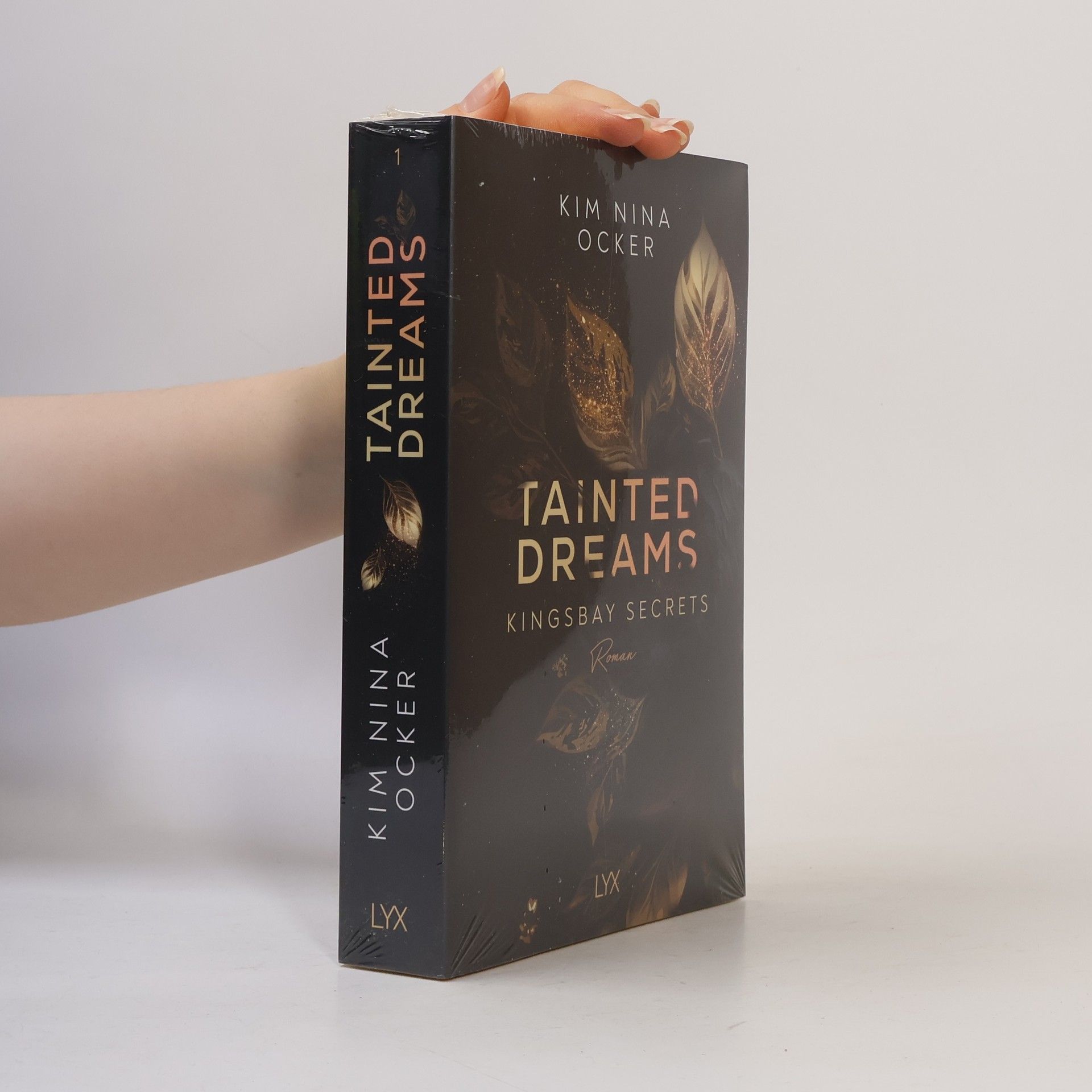 Kim Nina Ocker Tainted Dreams / Kingsbay Secrets Bd.1