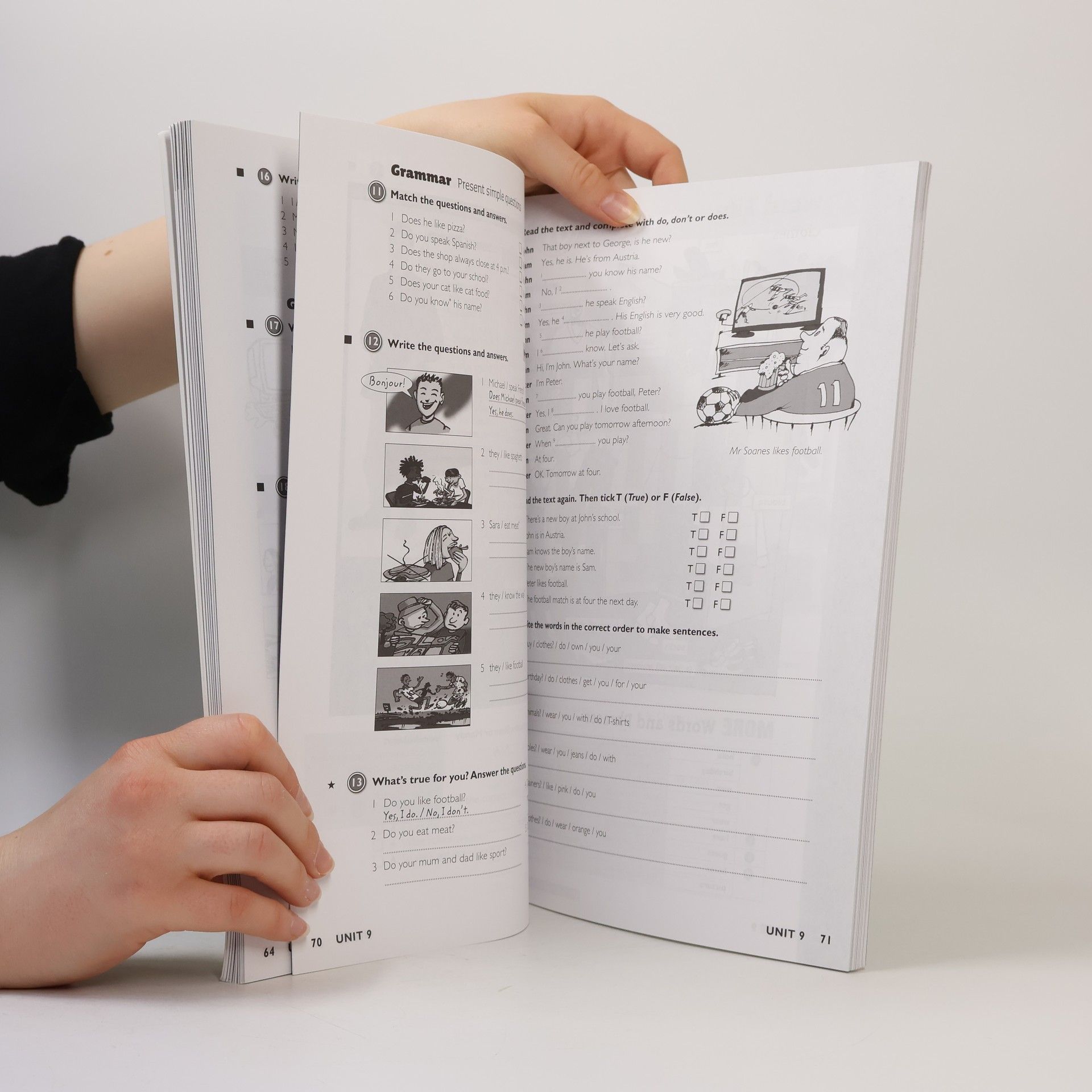 Autorenkollektiv More! 1. Workbook