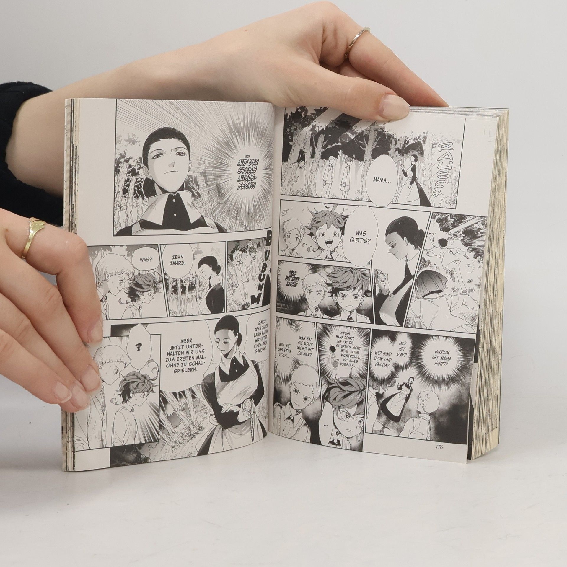 Kaiu Shirai The Promised Neverland 3